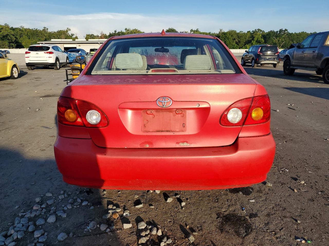 2004 Toyota Corolla Ce Red vin: 1NXBR32E74Z293074