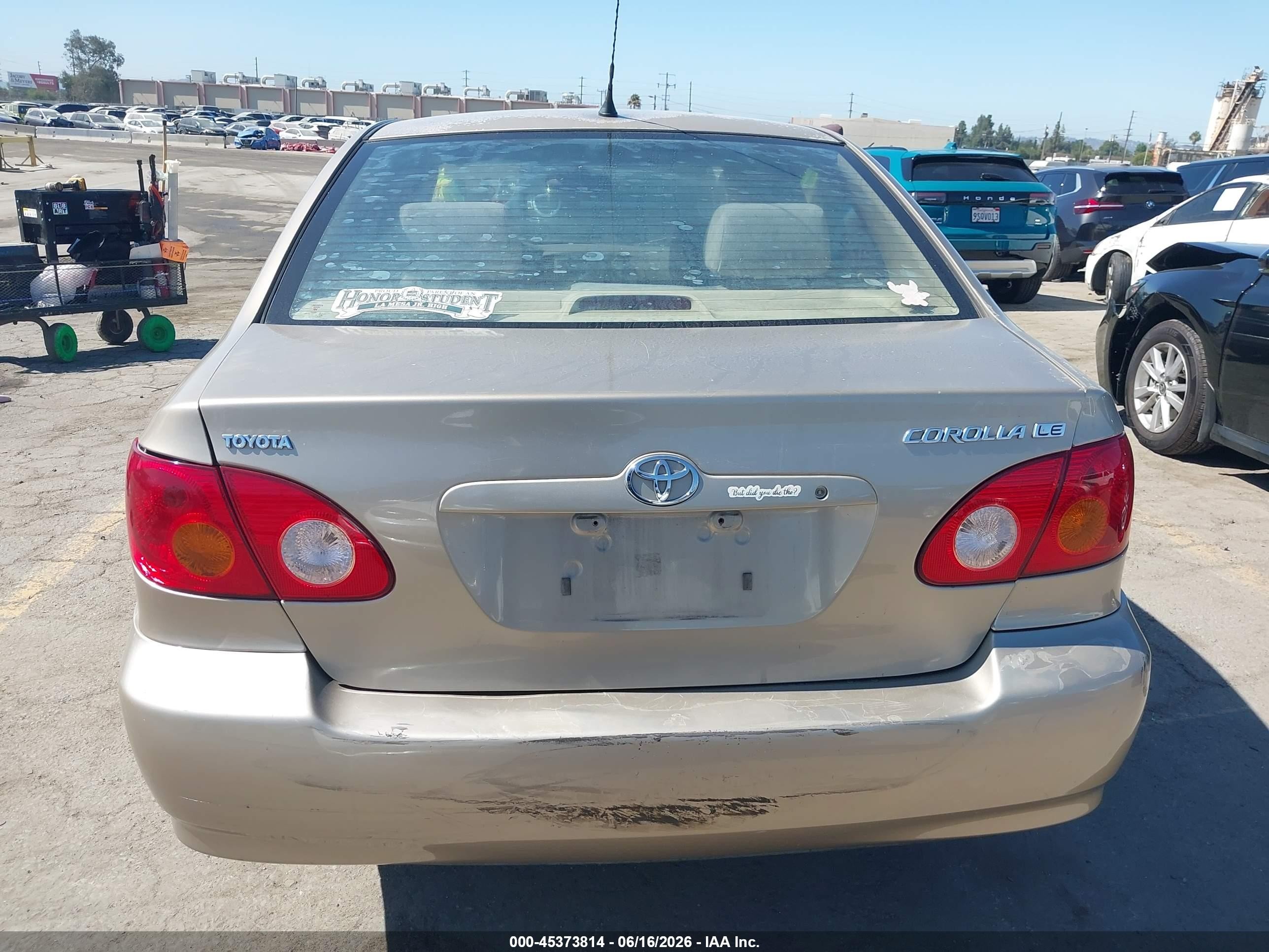 2004 Toyota Corolla Le Gold vin: 1NXBR32E74Z322119