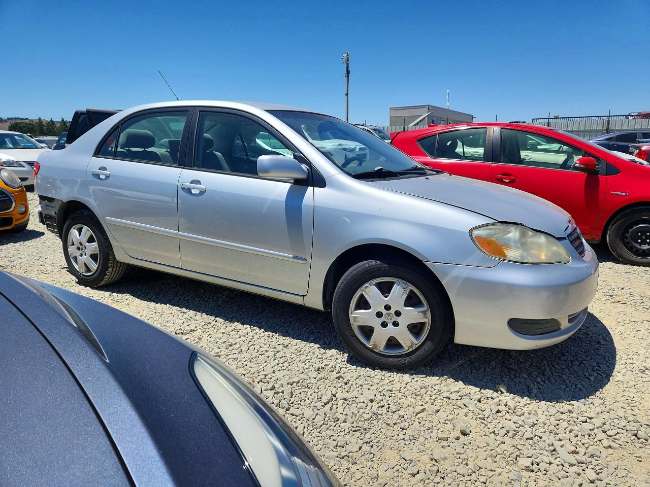 2005 Toyota Corolla Le Silver vin: 1NXBR32E75Z450071