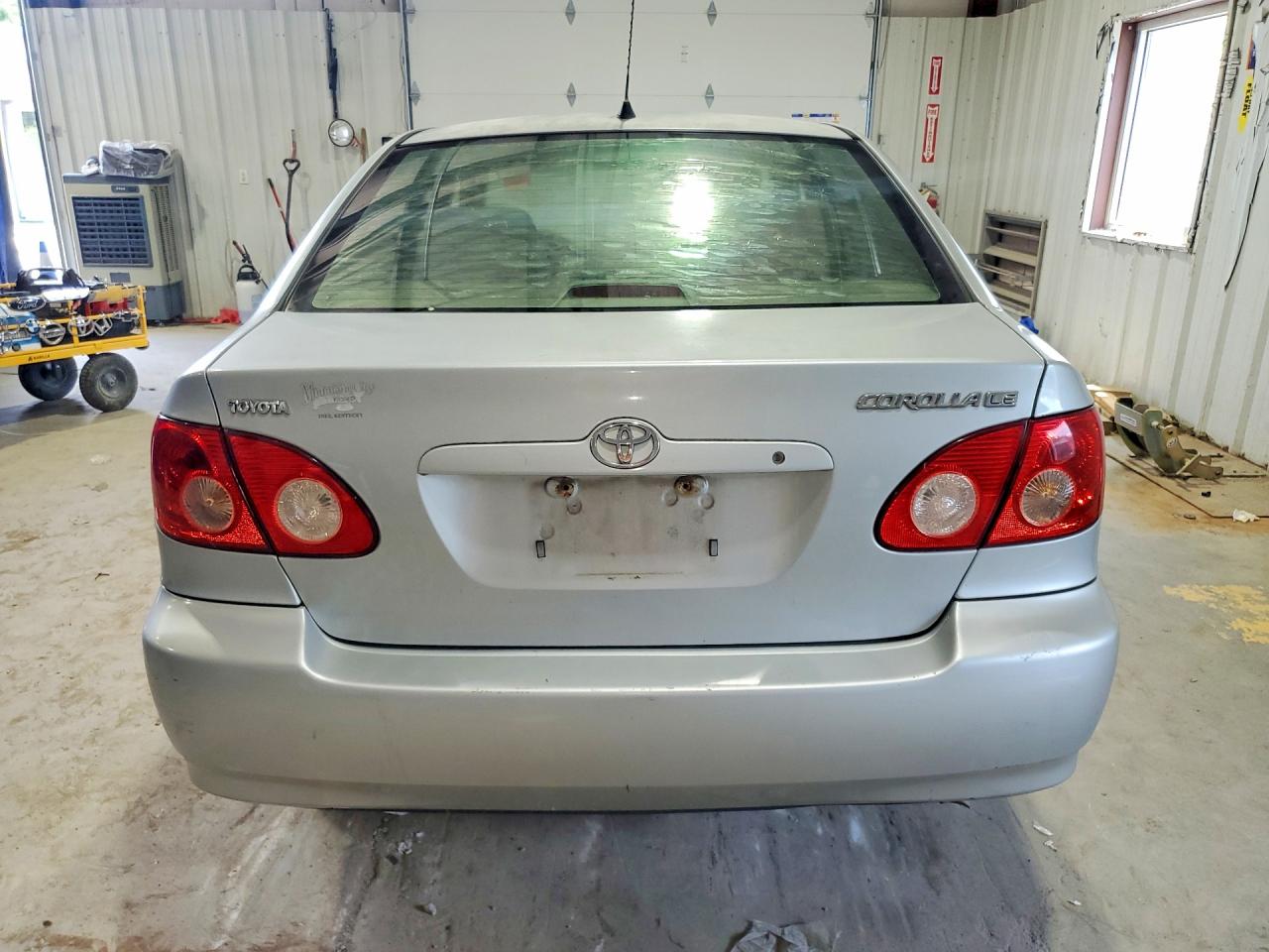 2005 Toyota Corolla Le Silver vin: 1NXBR32E75Z532009