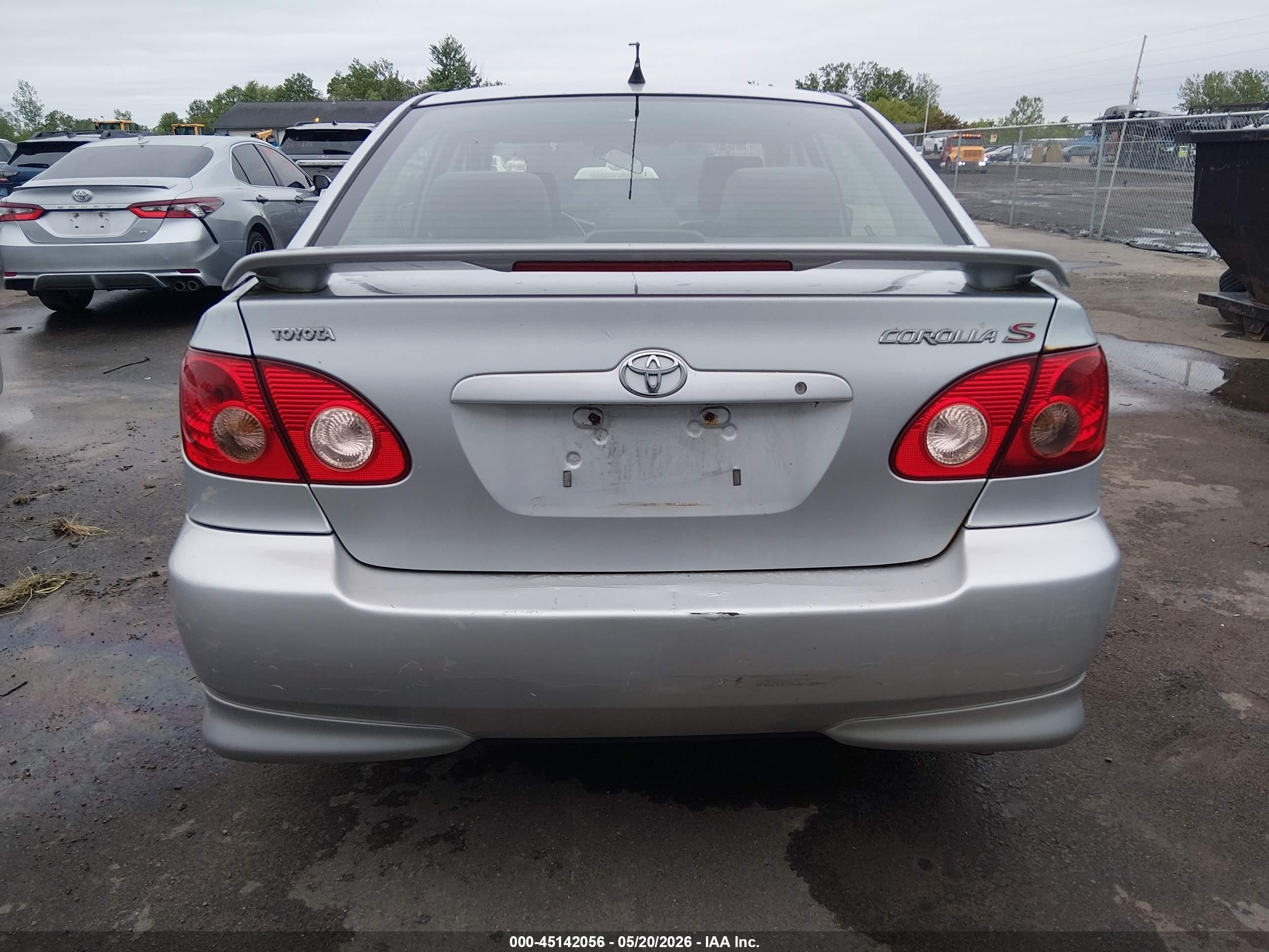 2005 Toyota Corolla S Серебряный vin: 1NXBR32E75Z555919