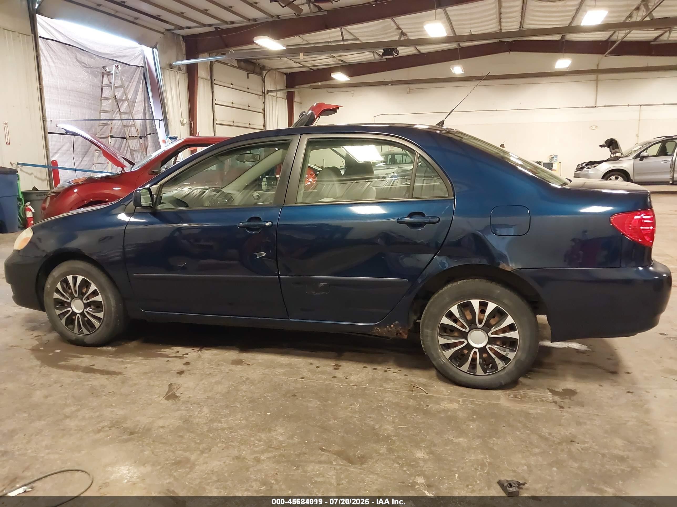 2006 Toyota Corolla Le Blue vin: 1NXBR32E76Z664799