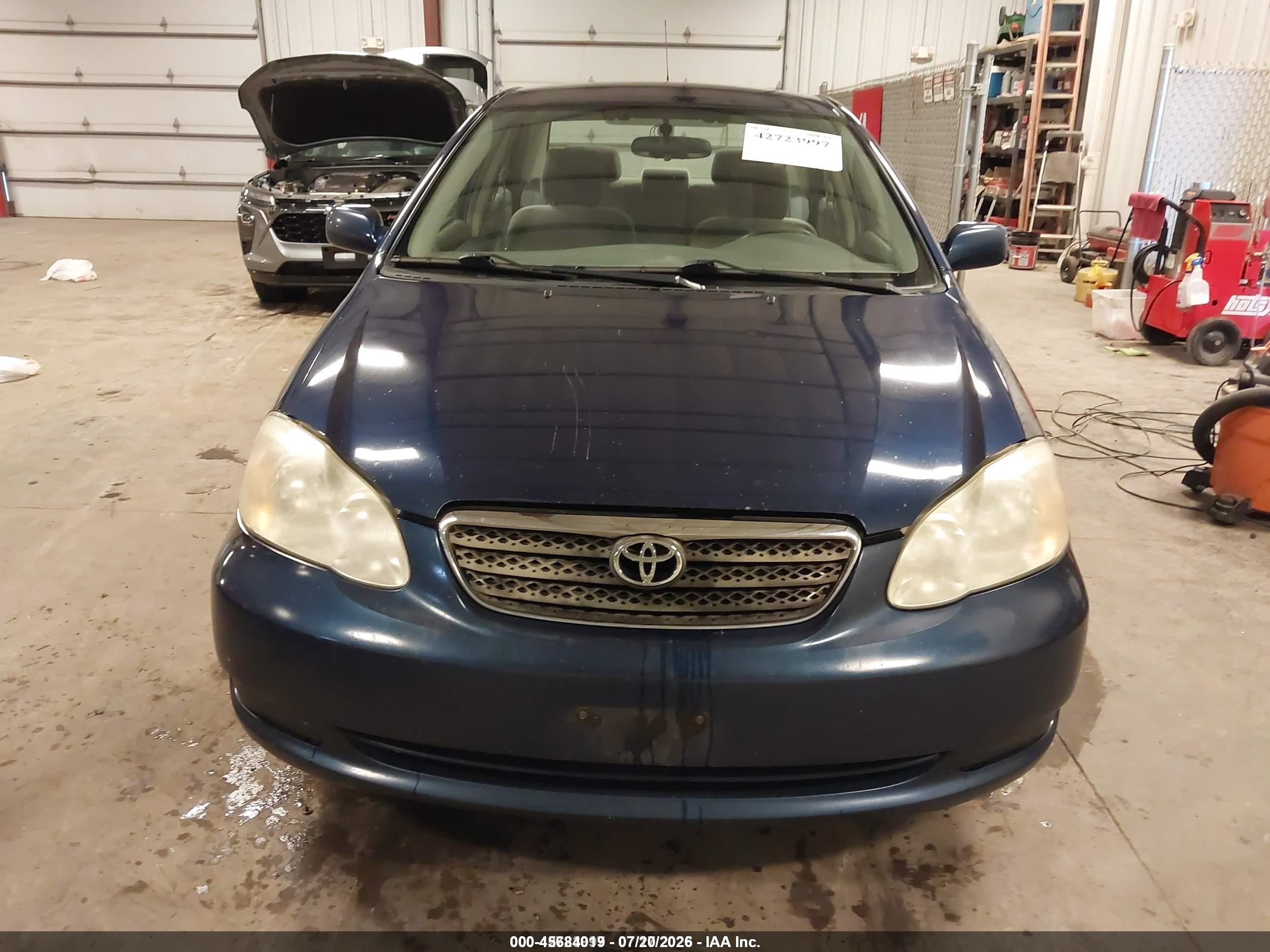 2006 Toyota Corolla Le Blue vin: 1NXBR32E76Z664799