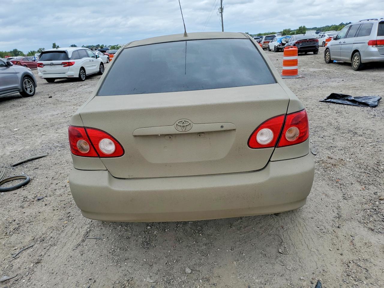 2006 Toyota Corolla Ce Beige vin: 1NXBR32E76Z690481