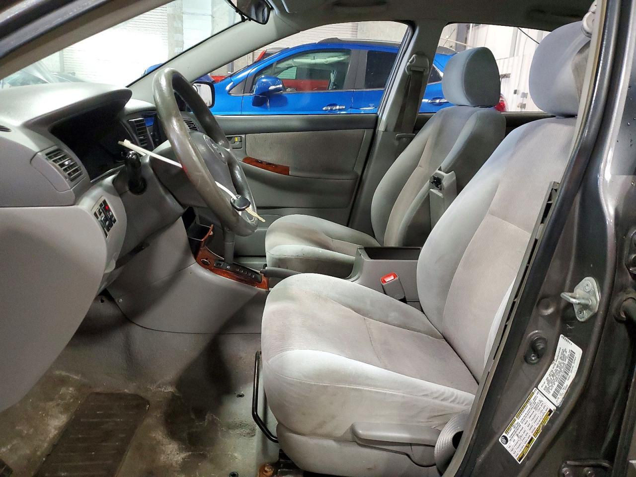 2008 Toyota Corolla Le Gray vin: 1NXBR32E78Z952986