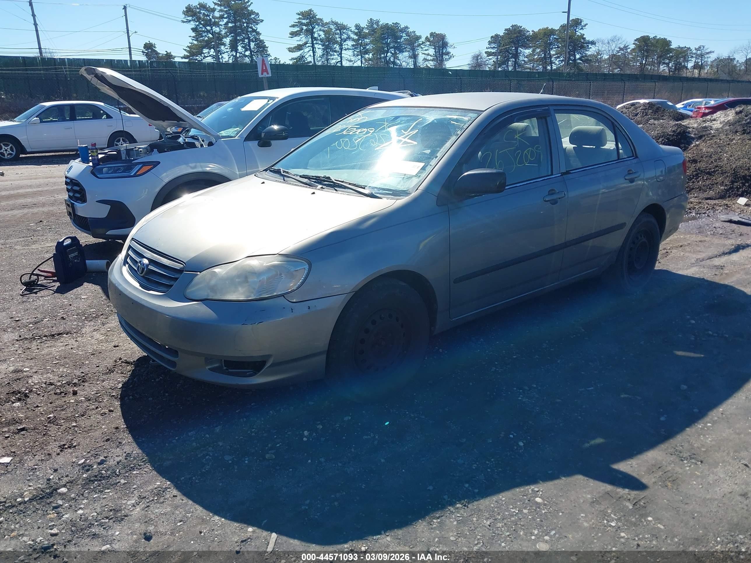 2003 Toyota Corolla Ce Cream vin: 1NXBR32E83Z110585
