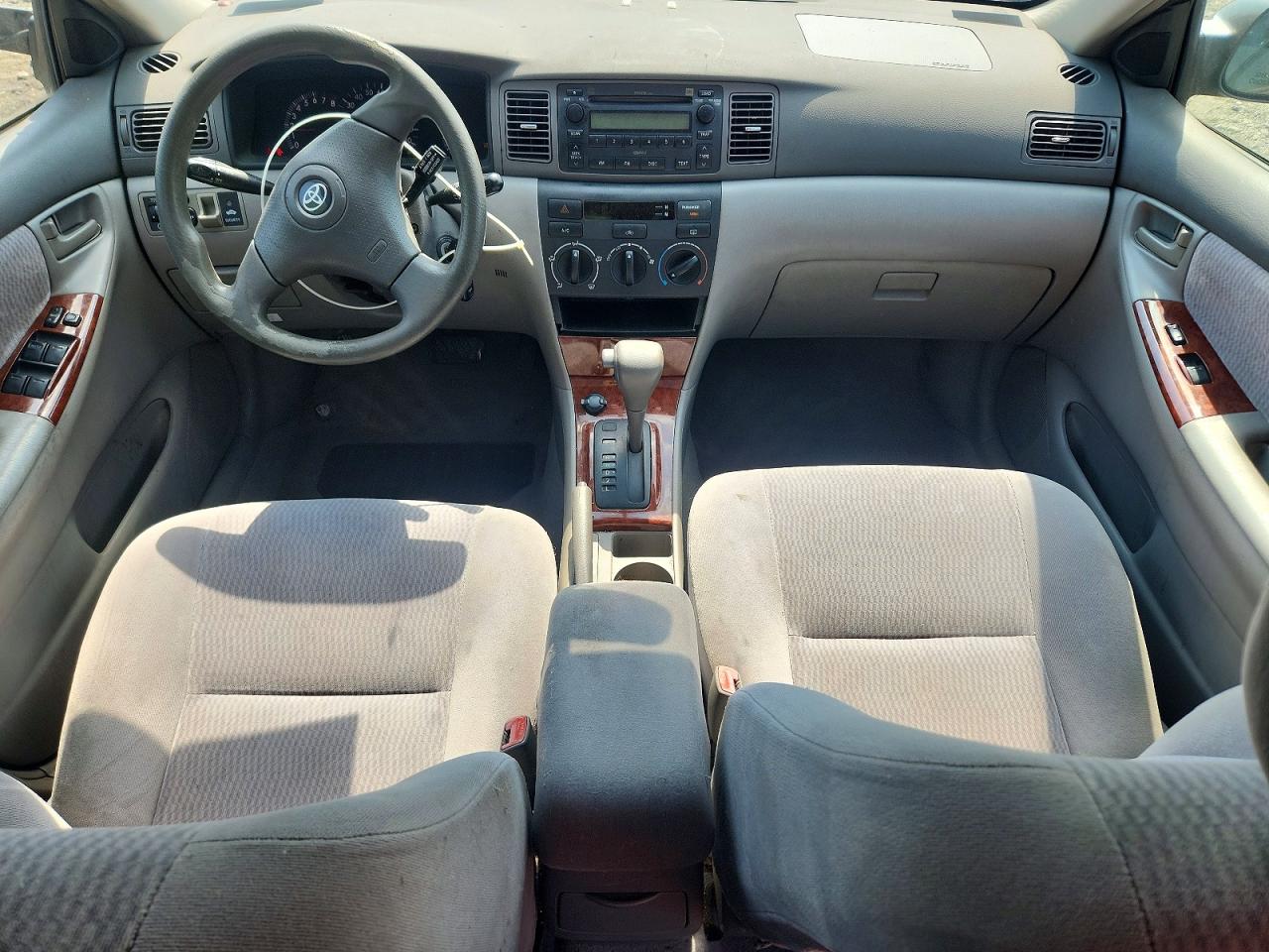2005 Toyota Corolla Le Gray vin: 1NXBR32E85Z343126