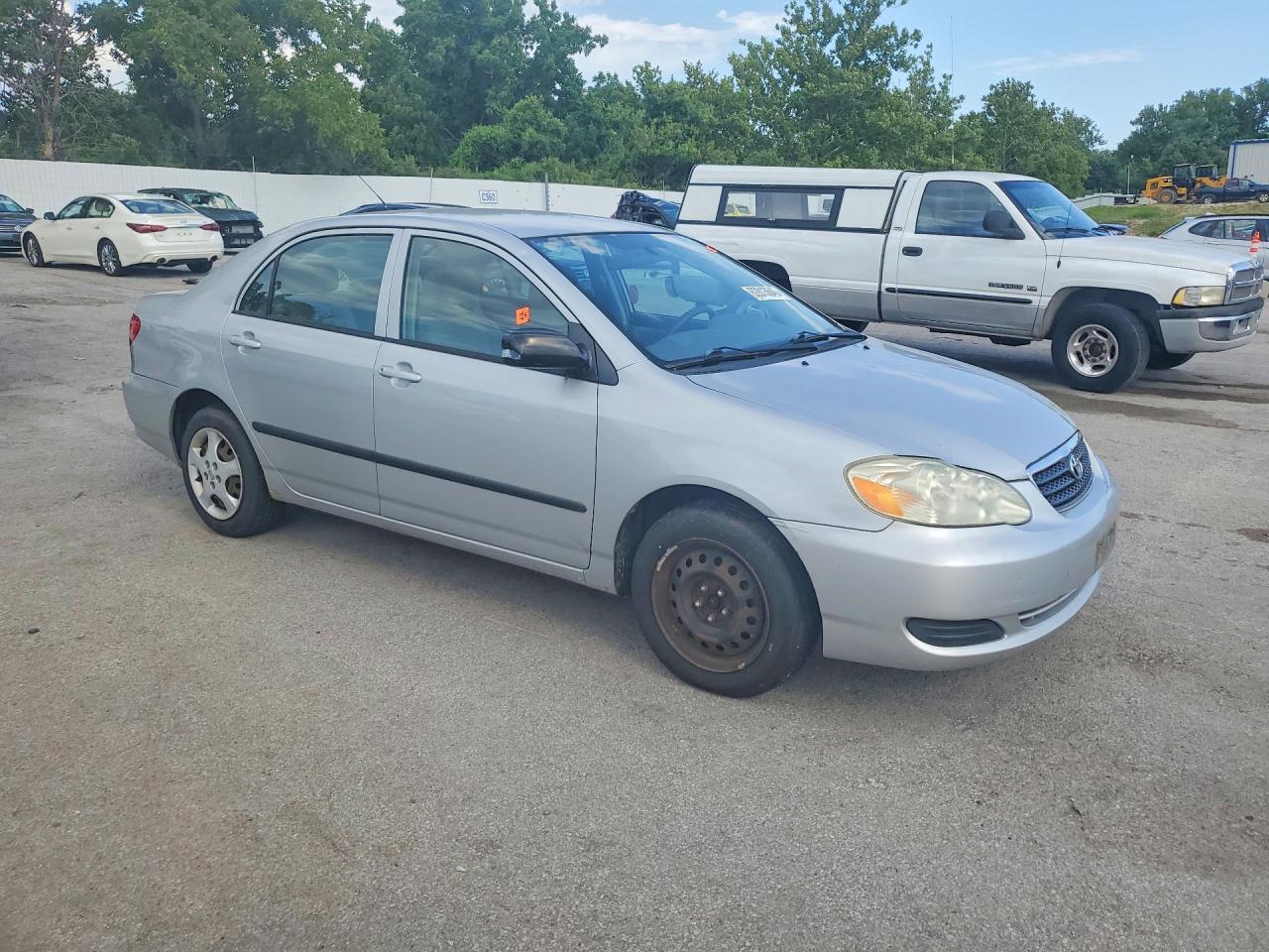2005 Toyota Corolla Ce Silver vin: 1NXBR32E85Z356457