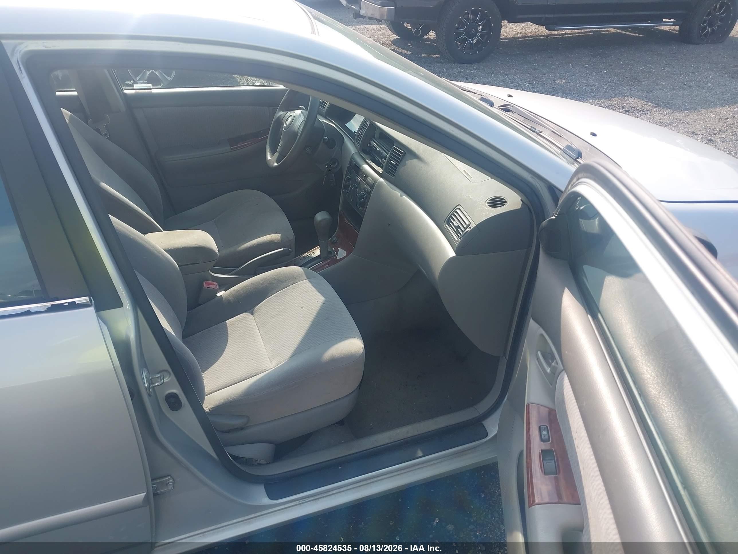 2005 Toyota Corolla Le Silver vin: 1NXBR32E85Z363585