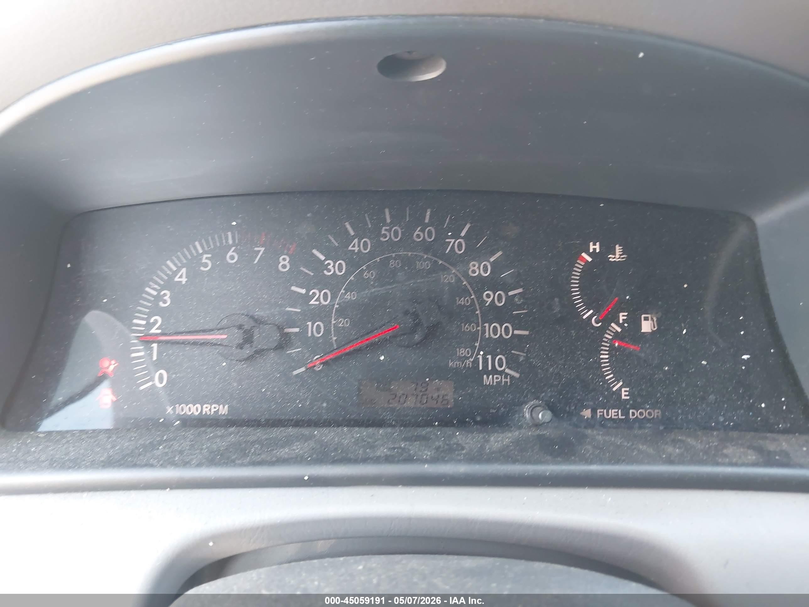 2005 Toyota Corolla Le Серебряный vin: 1NXBR32E85Z453660