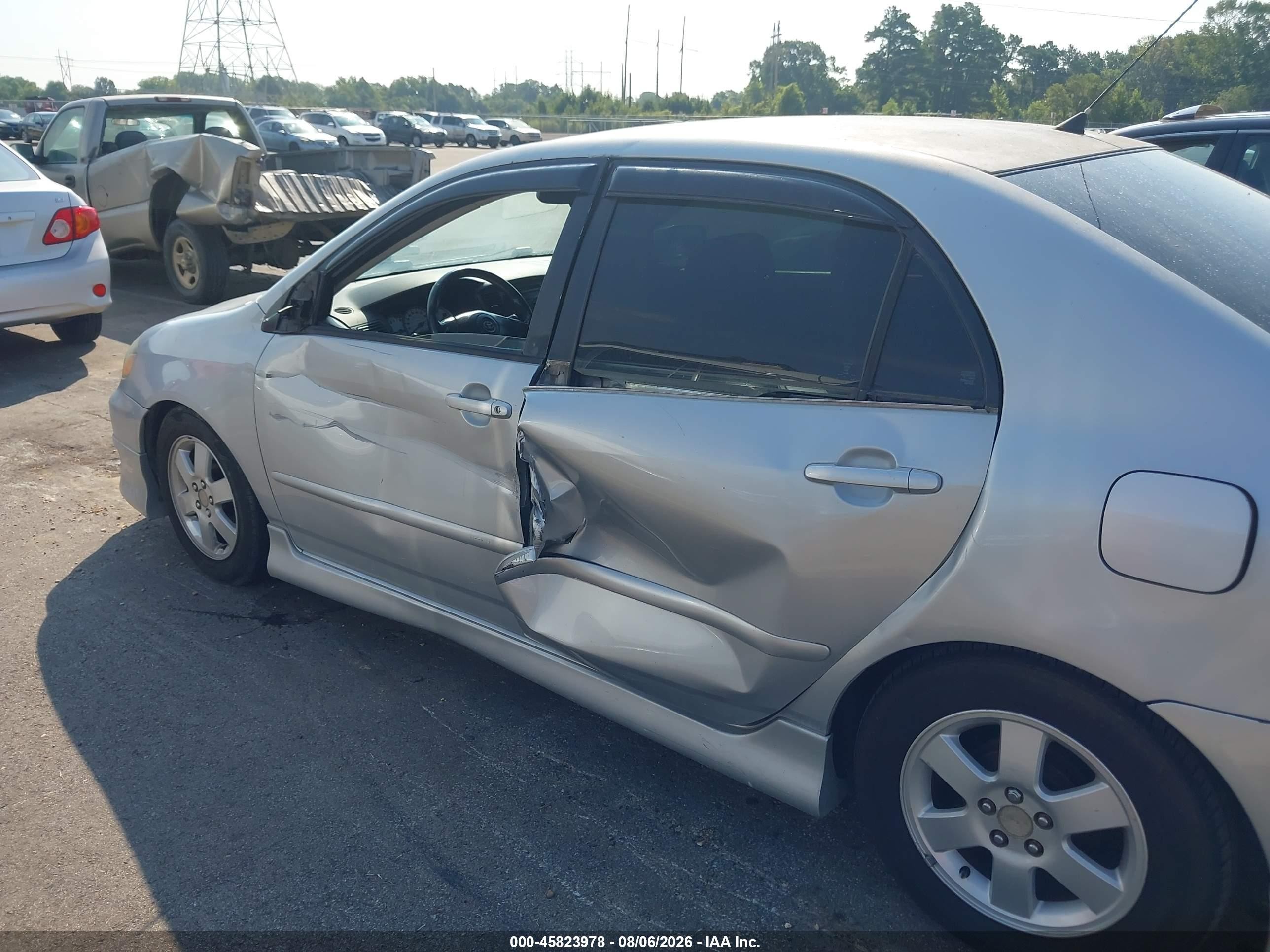 2005 Toyota Corolla S Silver vin: 1NXBR32E85Z497898