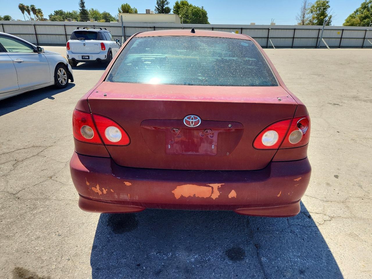 2008 Toyota Corolla S Red vin: 1NXBR32E88Z952625