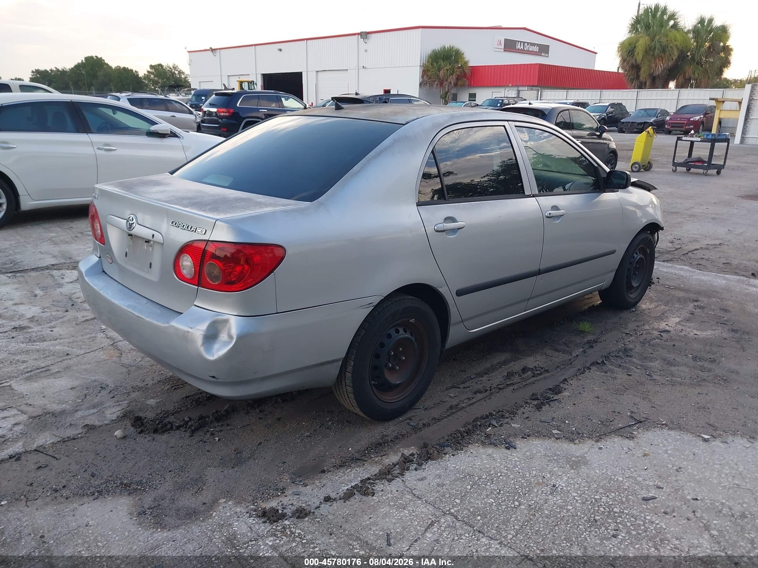 2008 Toyota Corolla Ce Silver vin: 1NXBR32E88Z982482