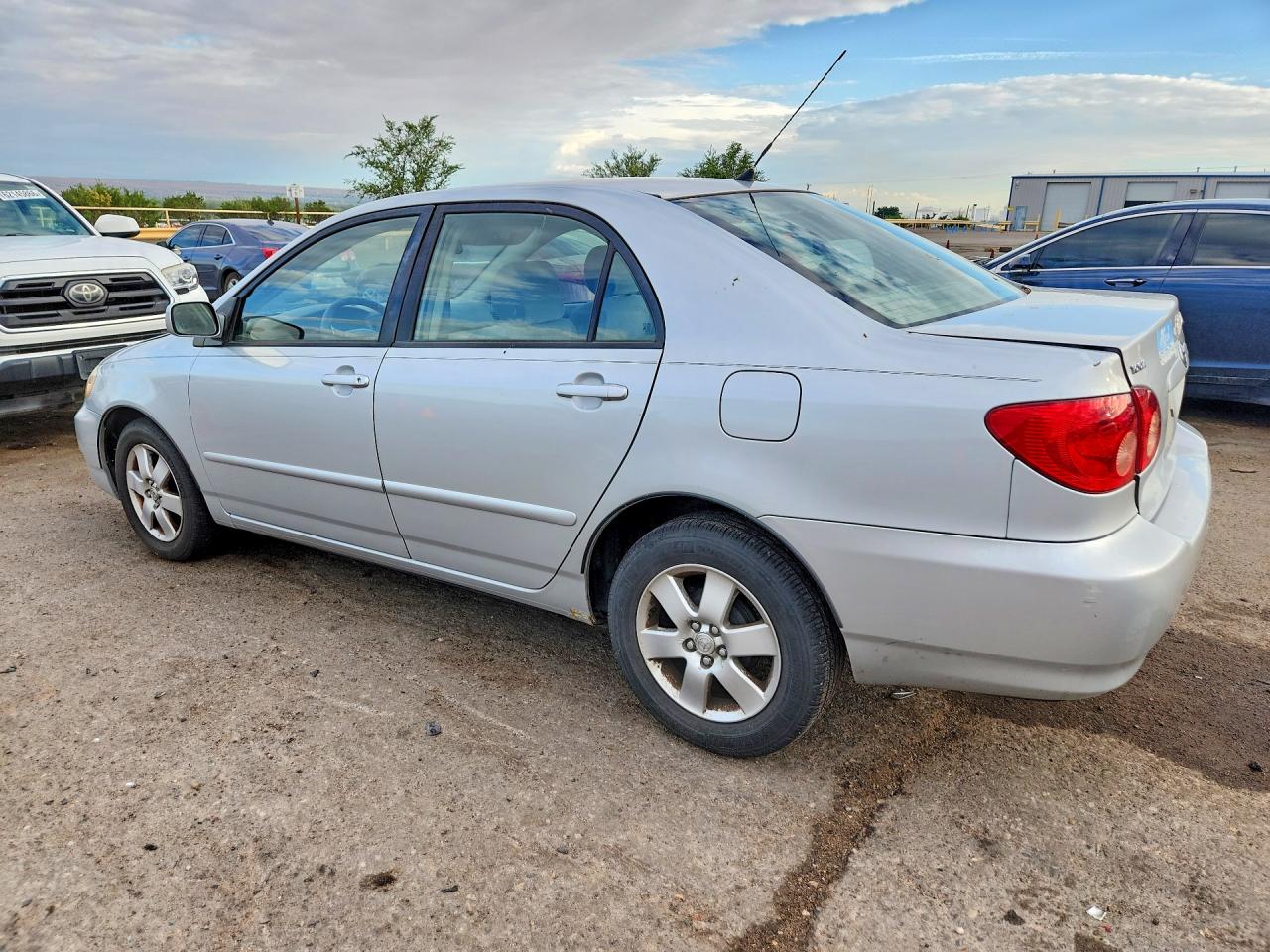 2005 Toyota Corolla Le Silver vin: 1NXBR32E95Z421378