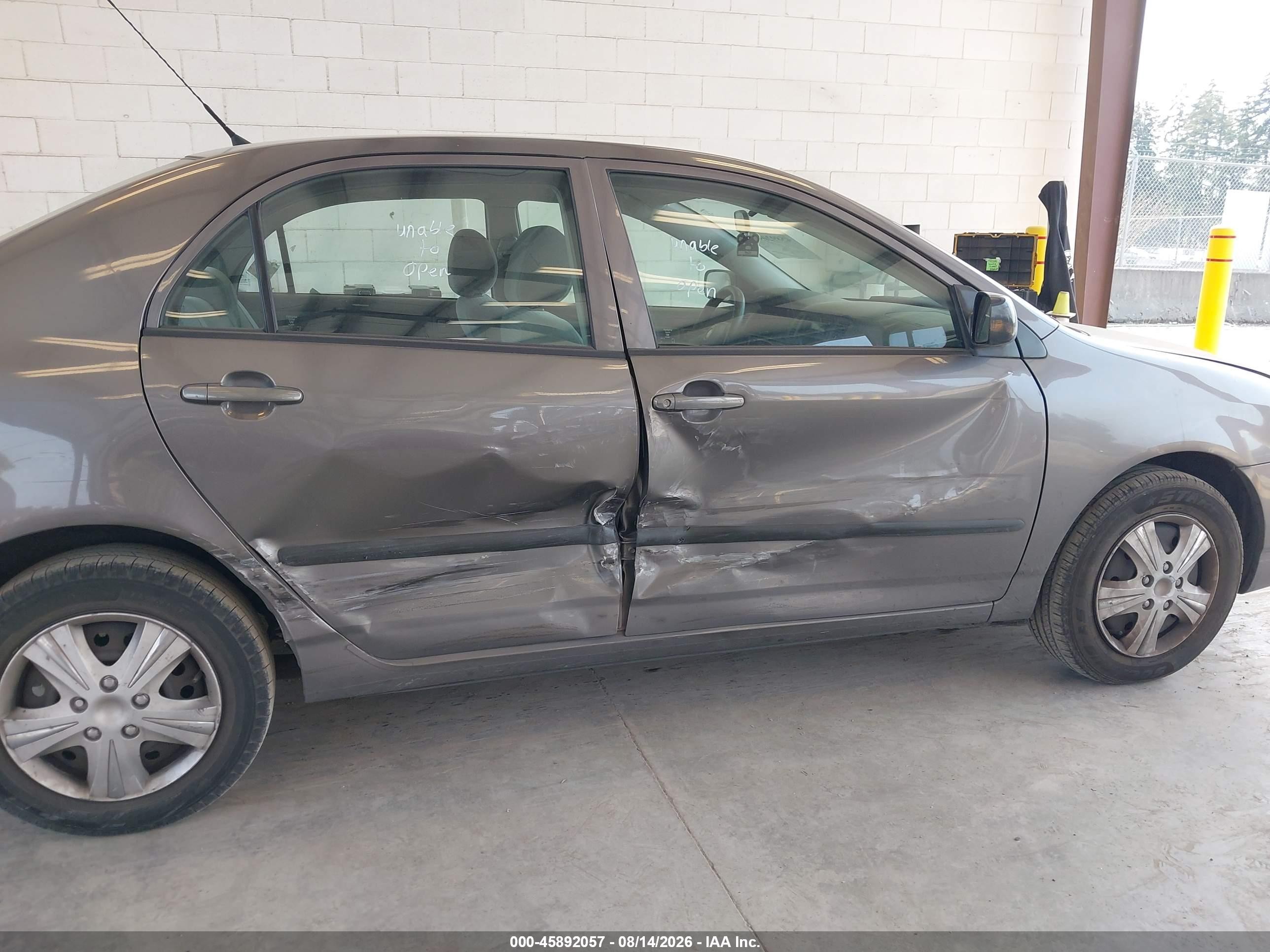 2005 Toyota Corolla Ce Gray vin: 1NXBR32E95Z445129
