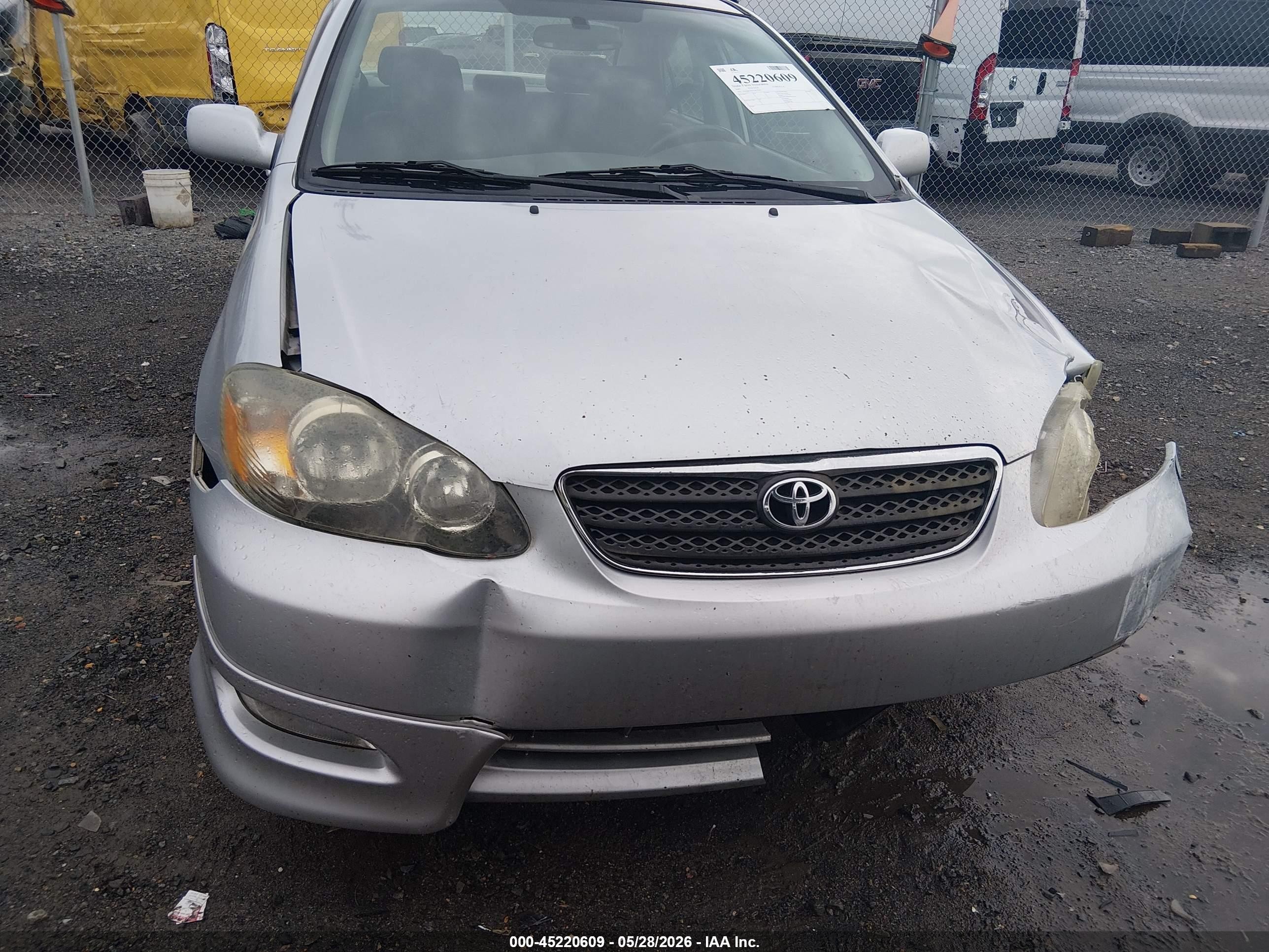 2007 Toyota Corolla S Silver vin: 1NXBR32E97Z812503