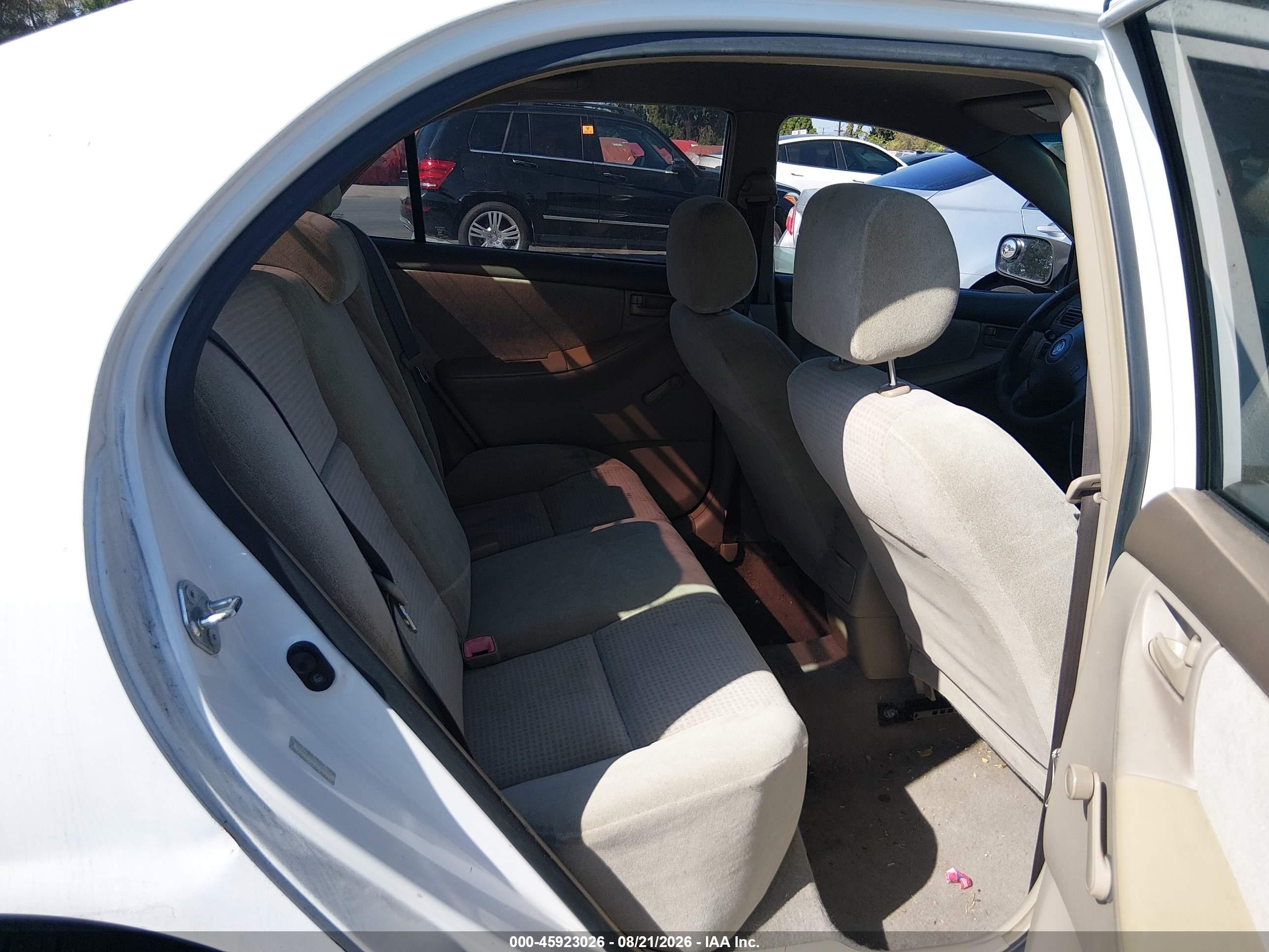 2007 Toyota Corolla Ce White vin: 1NXBR32E97Z882292