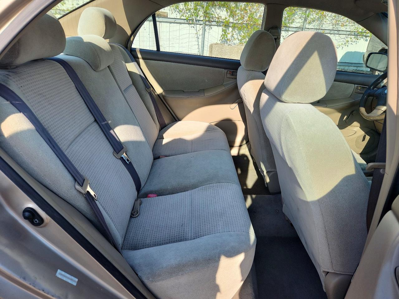 2008 Toyota Corolla Ce Бежевый vin: 1NXBR32E98Z023348