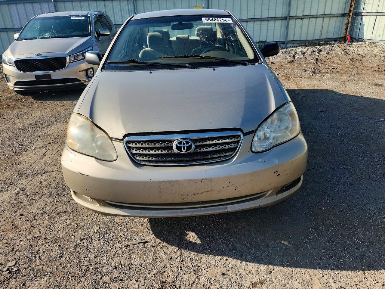 2008 Toyota Corolla Ce Beige vin: 1NXBR32E98Z023348