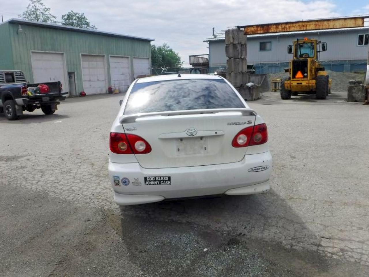 2008 Toyota Corolla S White vin: 1NXBR32E98Z025990