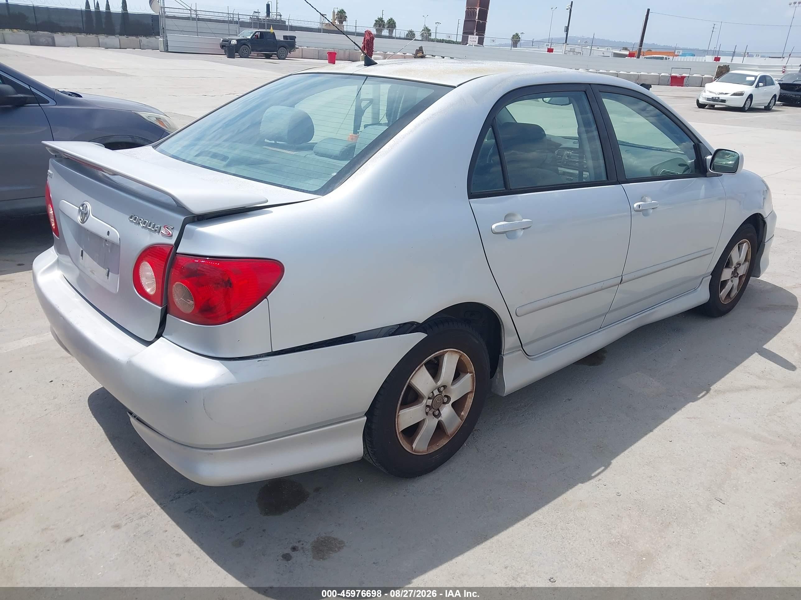 2008 Toyota Corolla S Silver vin: 1NXBR32E98Z972933
