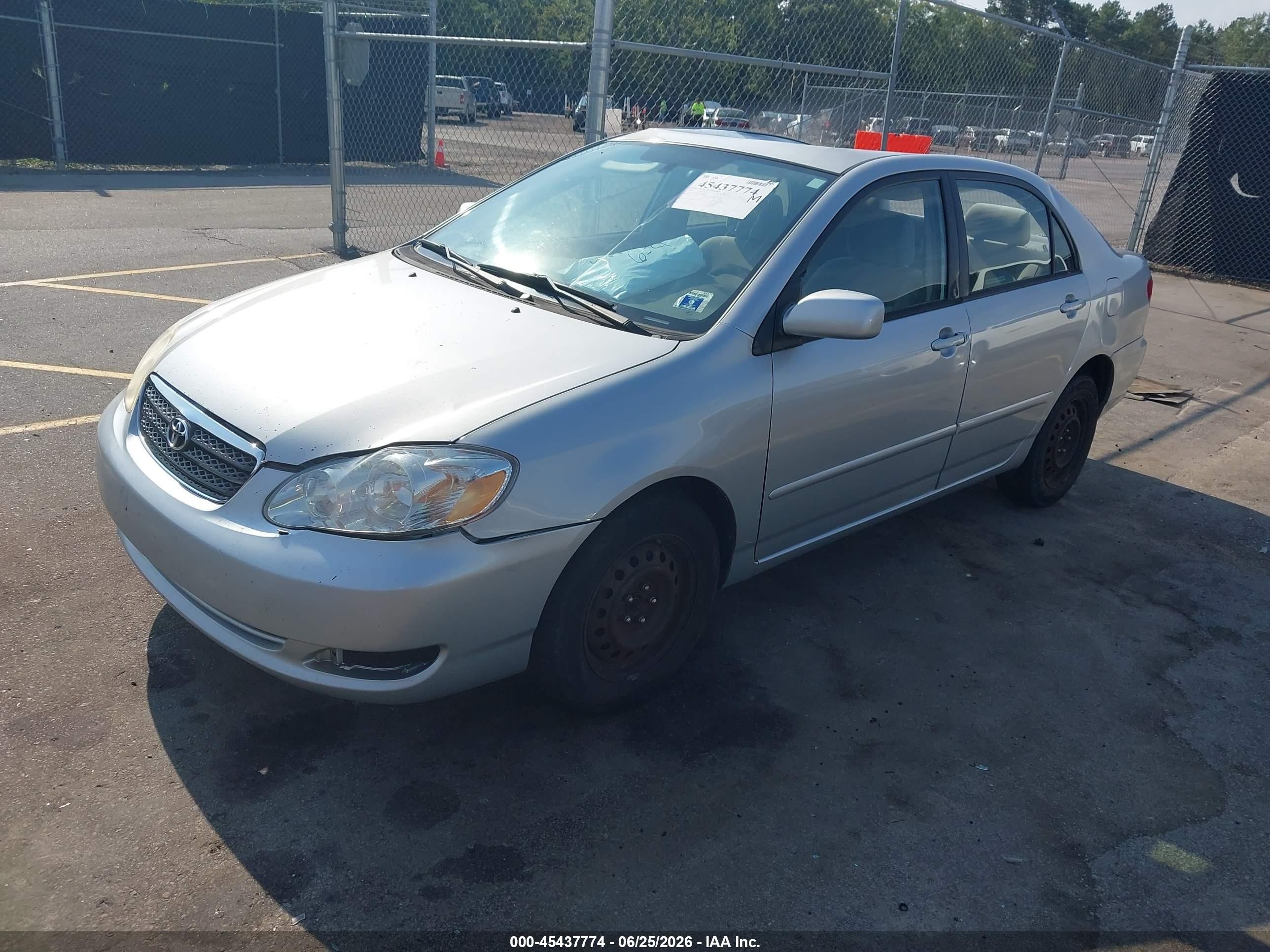 2008 Toyota Corolla Le Silver vin: 1NXBR32E98Z978487