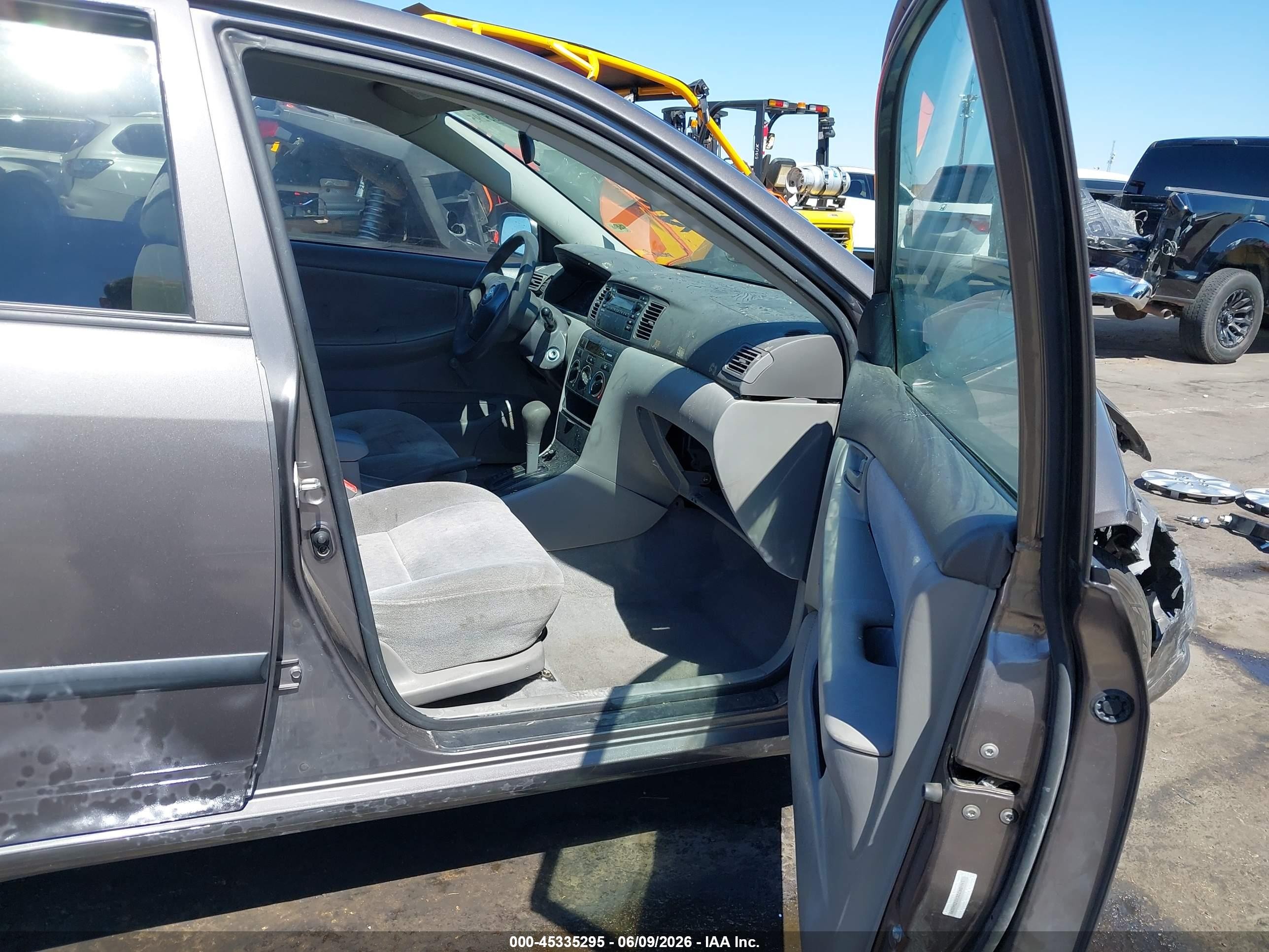 2003 Toyota Corolla Ce Gray vin: 1NXBR32EX3Z040295
