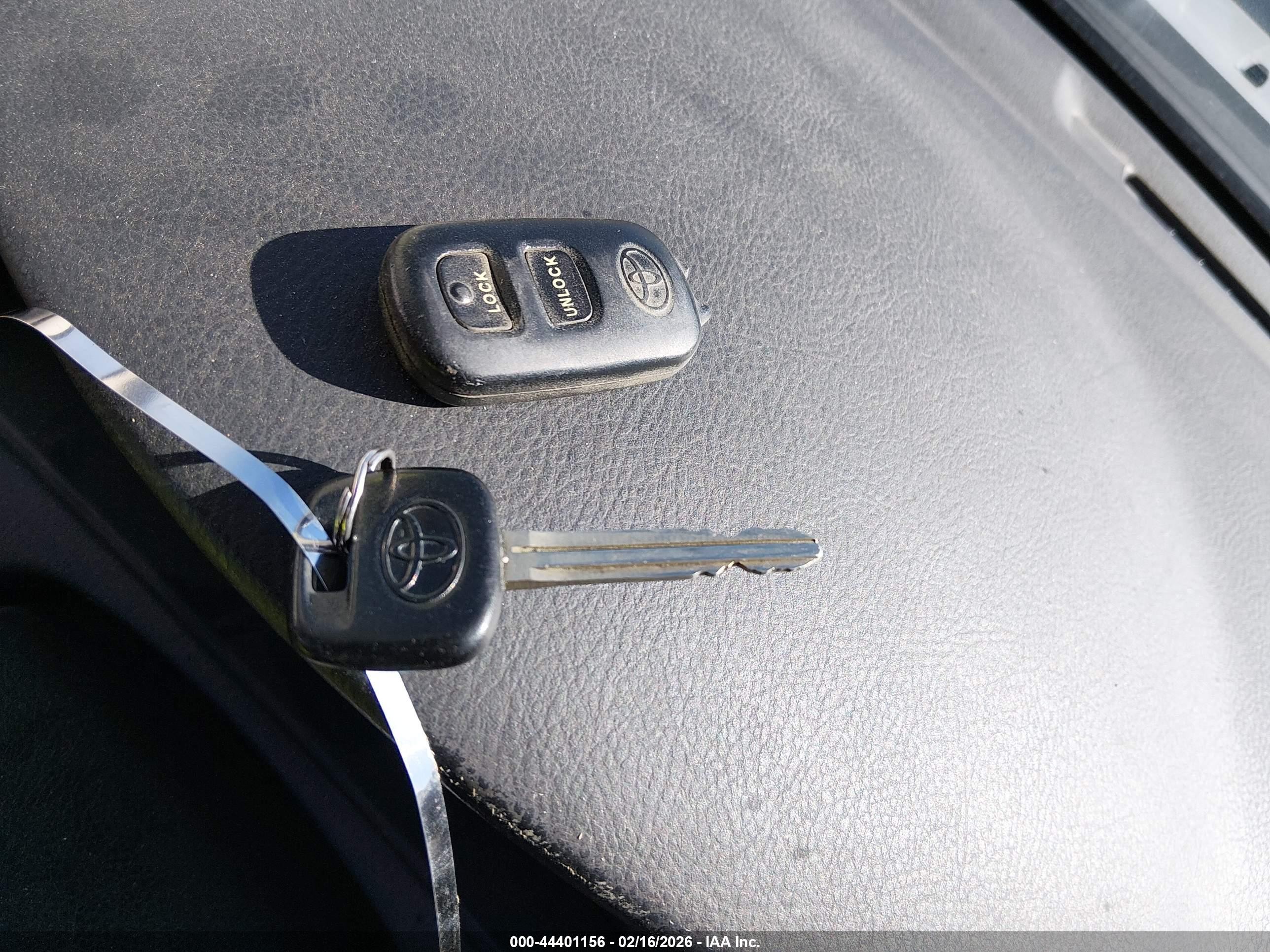 2003 Toyota Corolla S Silver vin: 1NXBR32EX3Z090405