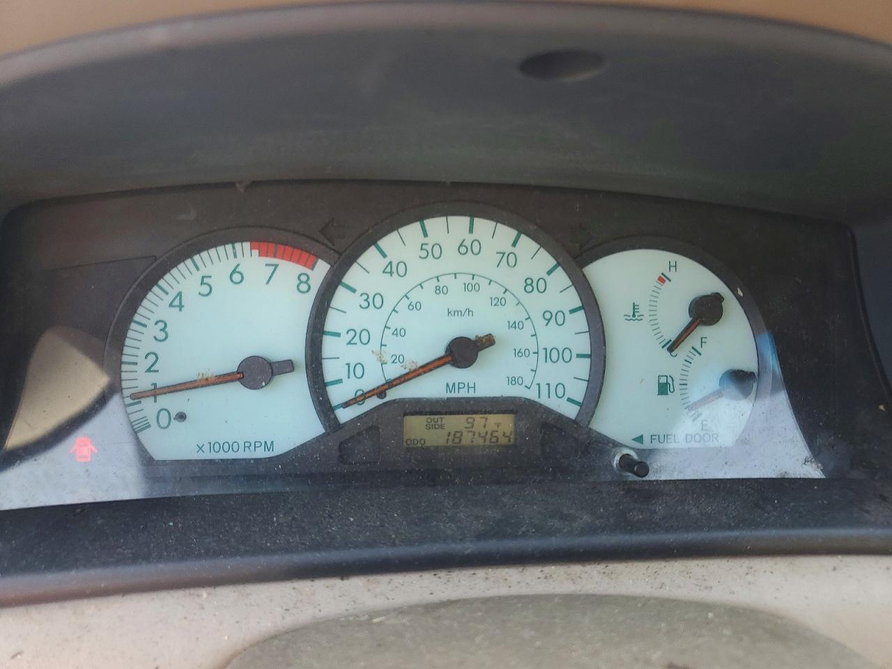 2003 Toyota Corolla Le Silver vin: 1NXBR32EX3Z183554