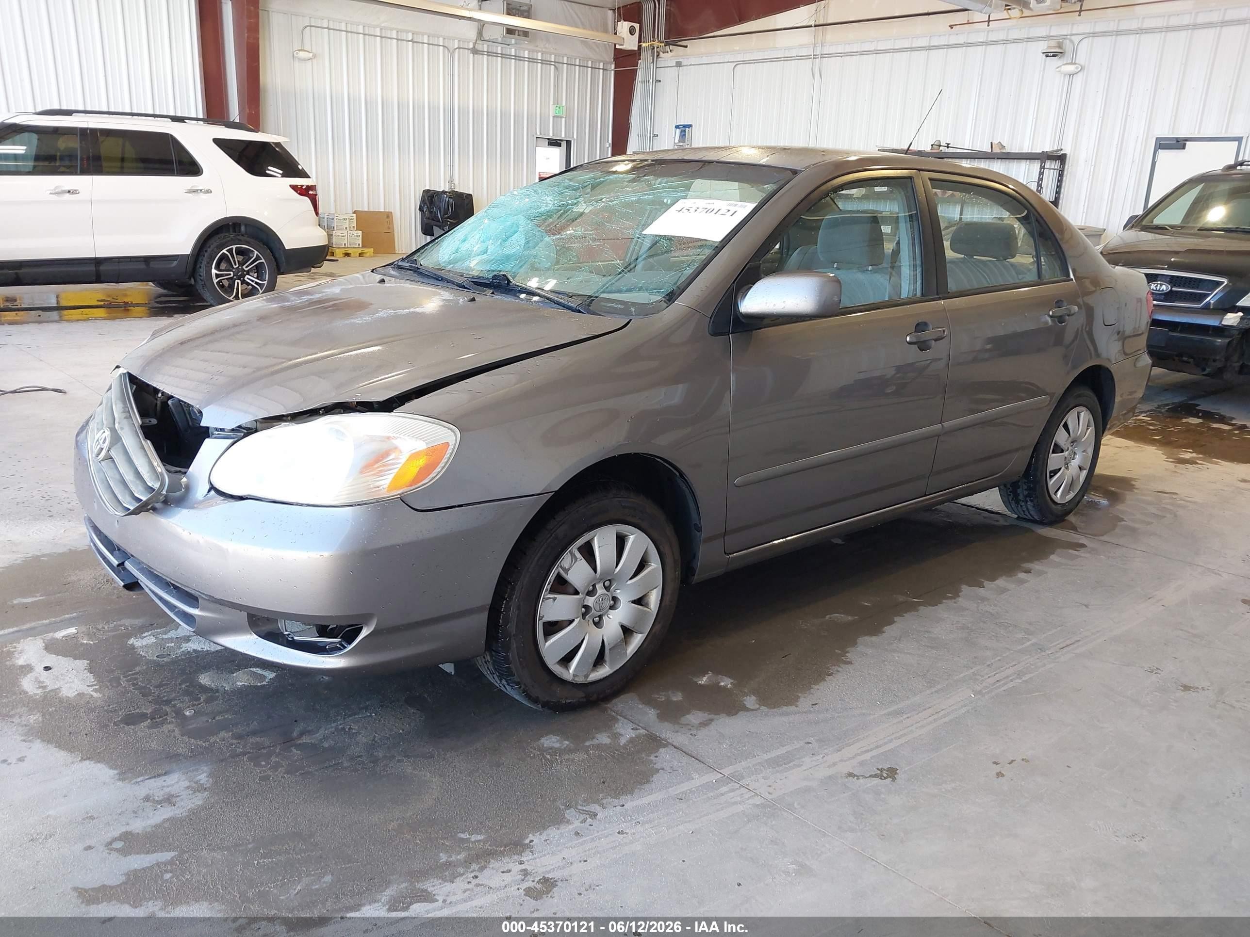 2004 Toyota Corolla Le Gray vin: 1NXBR32EX4Z210513