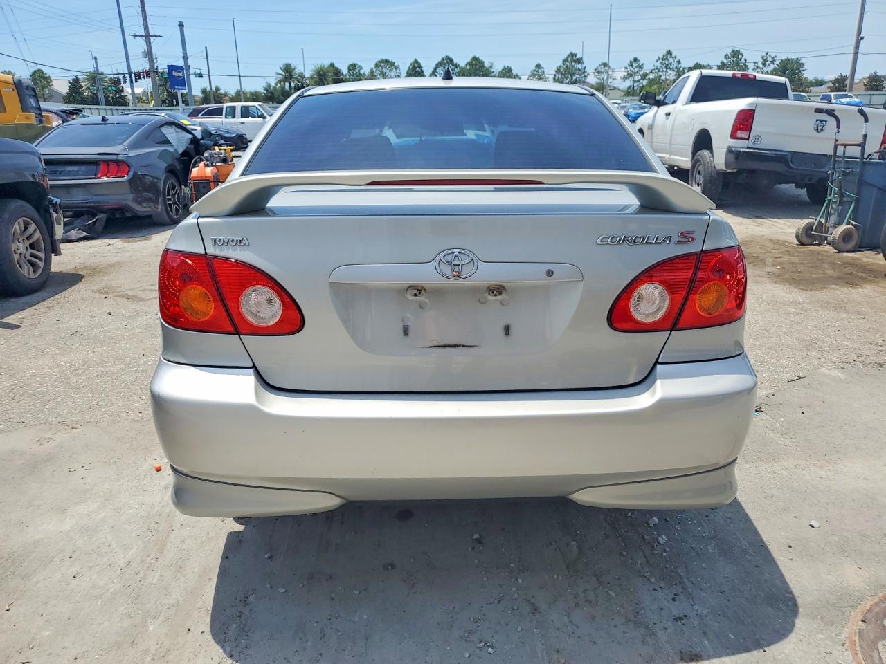 2004 Toyota Corolla S Silver vin: 1NXBR32EX4Z240403
