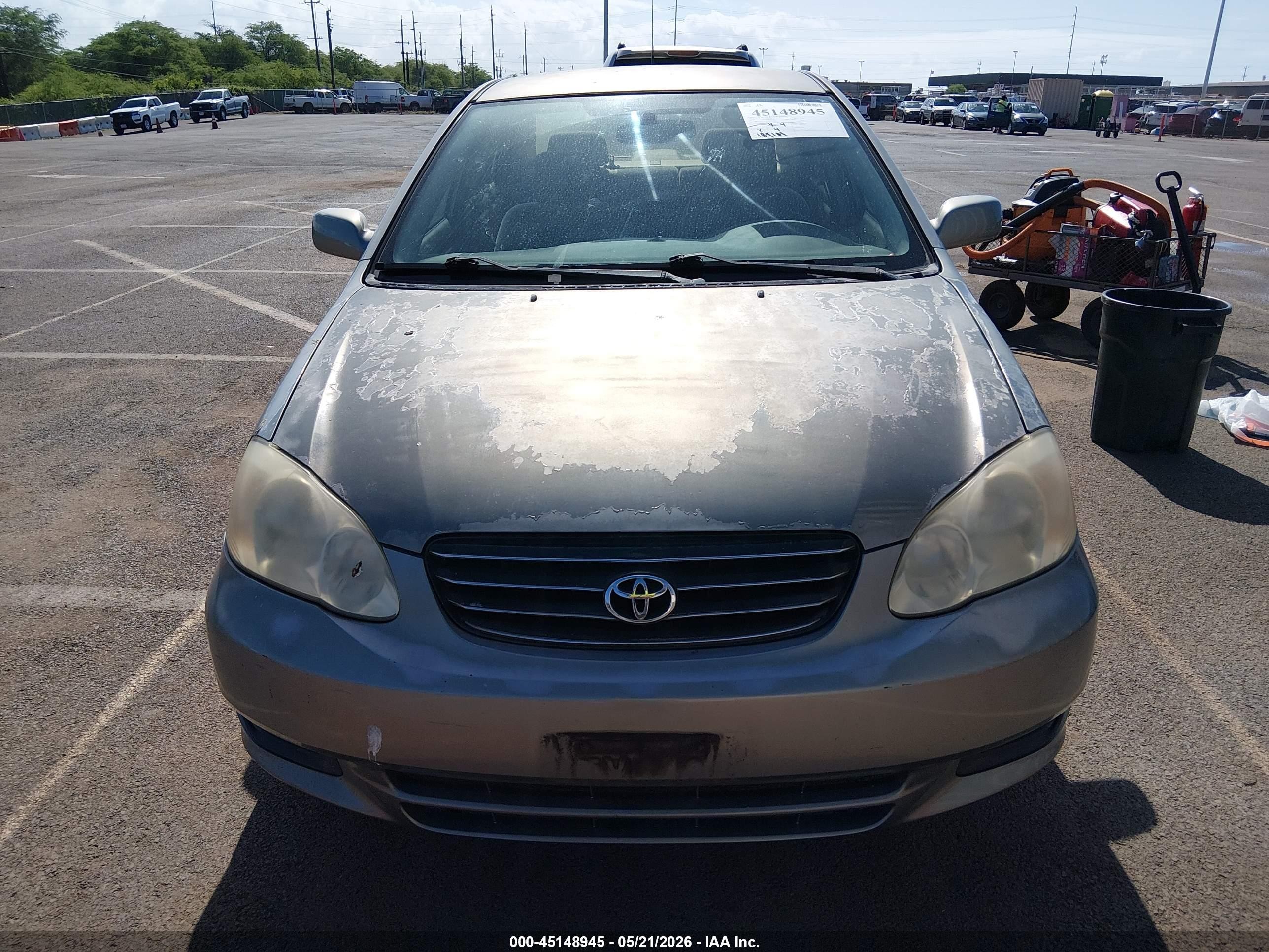2004 Toyota Corolla Le Серебряный vin: 1NXBR32EX4Z273918