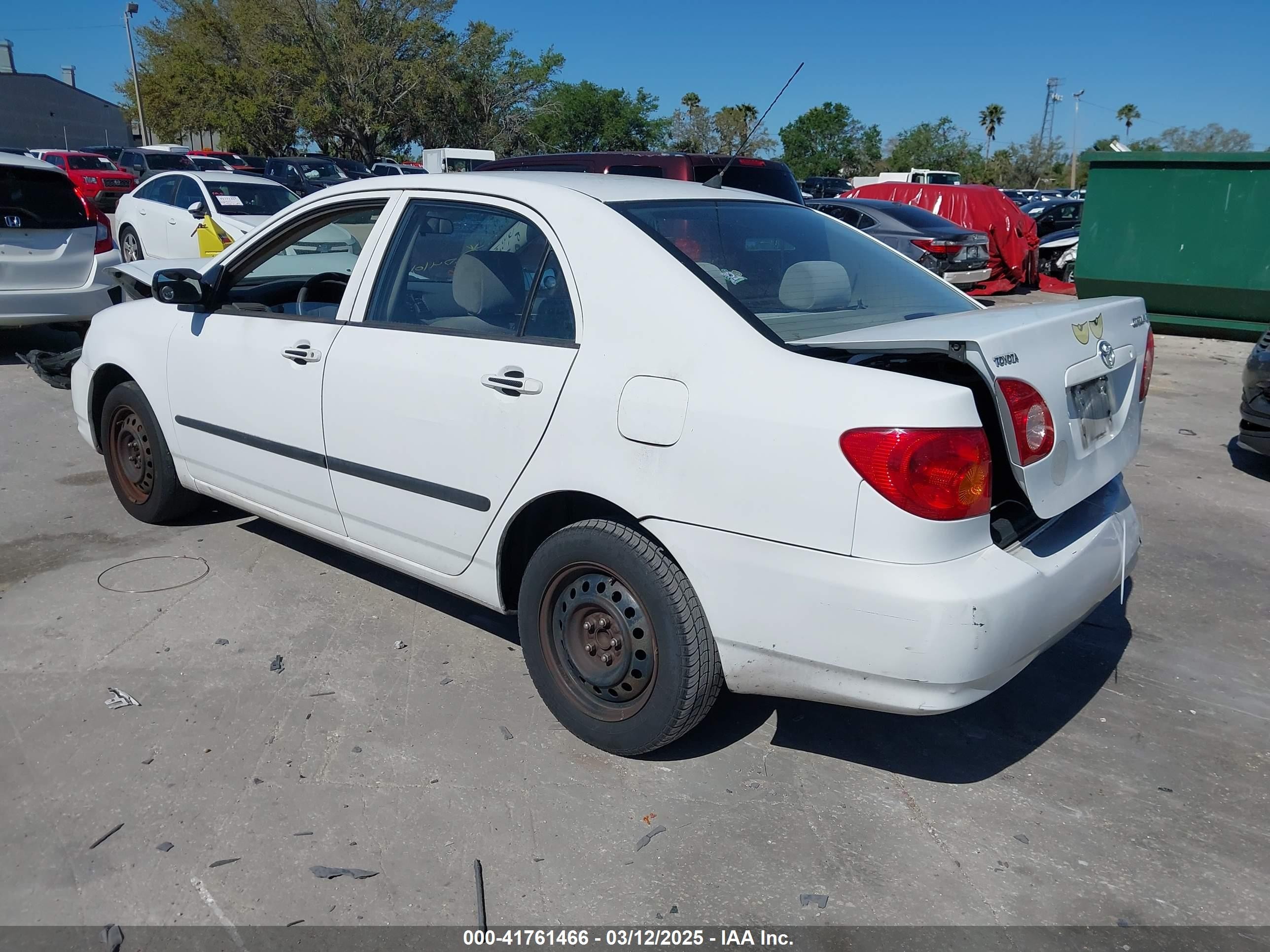 2004 Toyota Corolla Ce White vin: 1NXBR32EX4Z289875