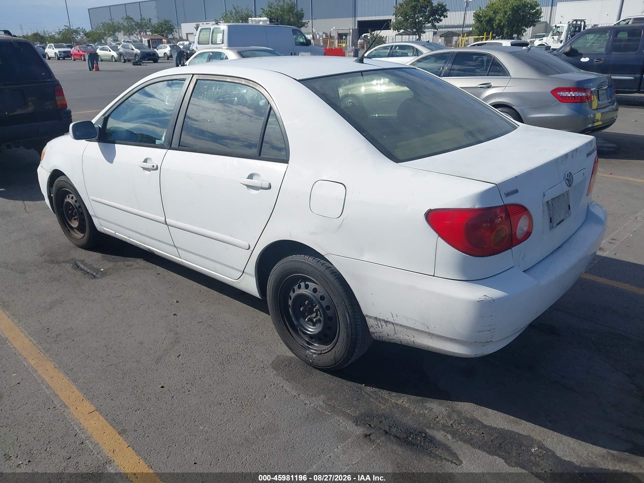 2004 Toyota Corolla Le White vin: 1NXBR32EX4Z304178