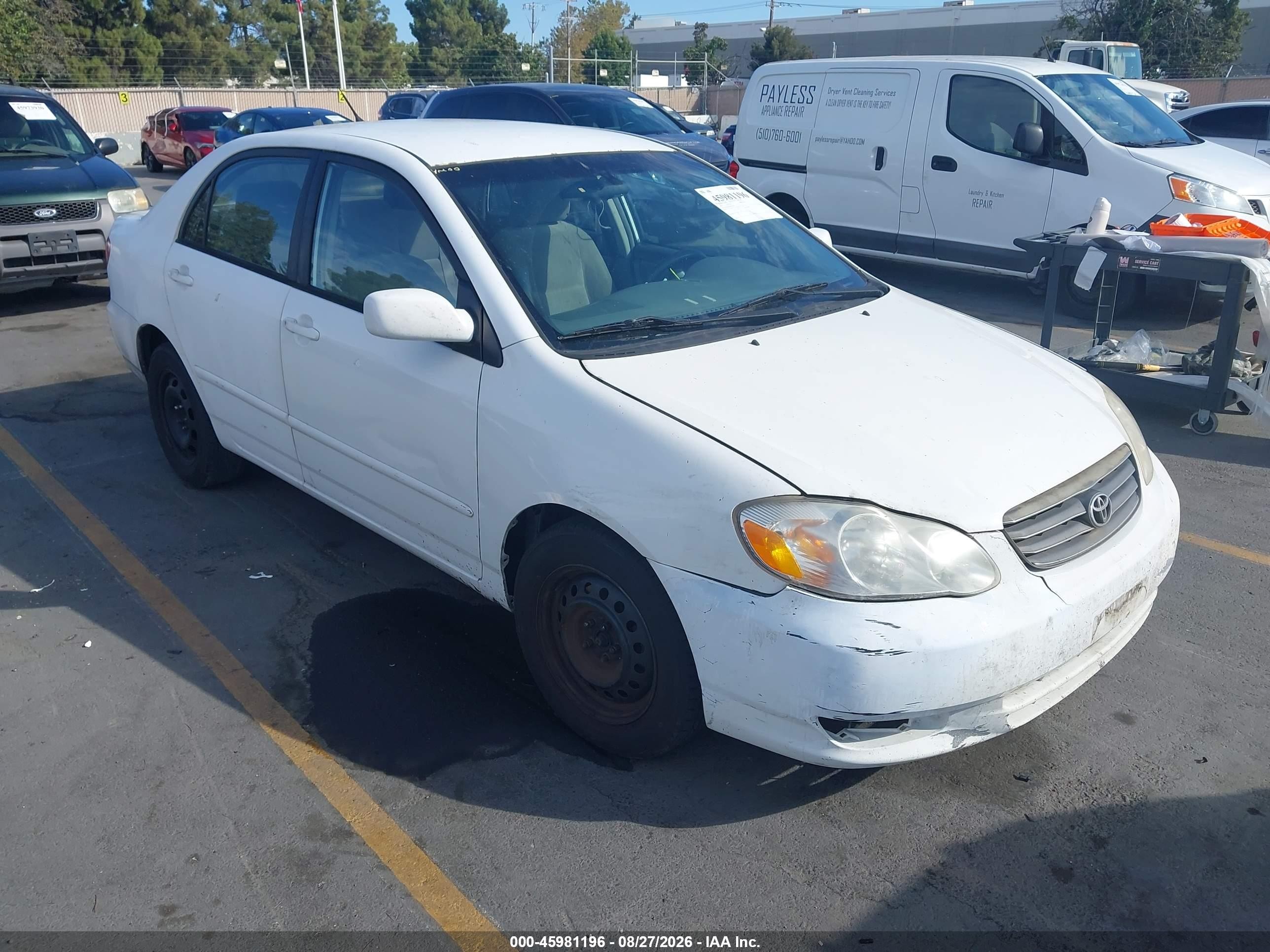 2004 Toyota Corolla Le White vin: 1NXBR32EX4Z304178