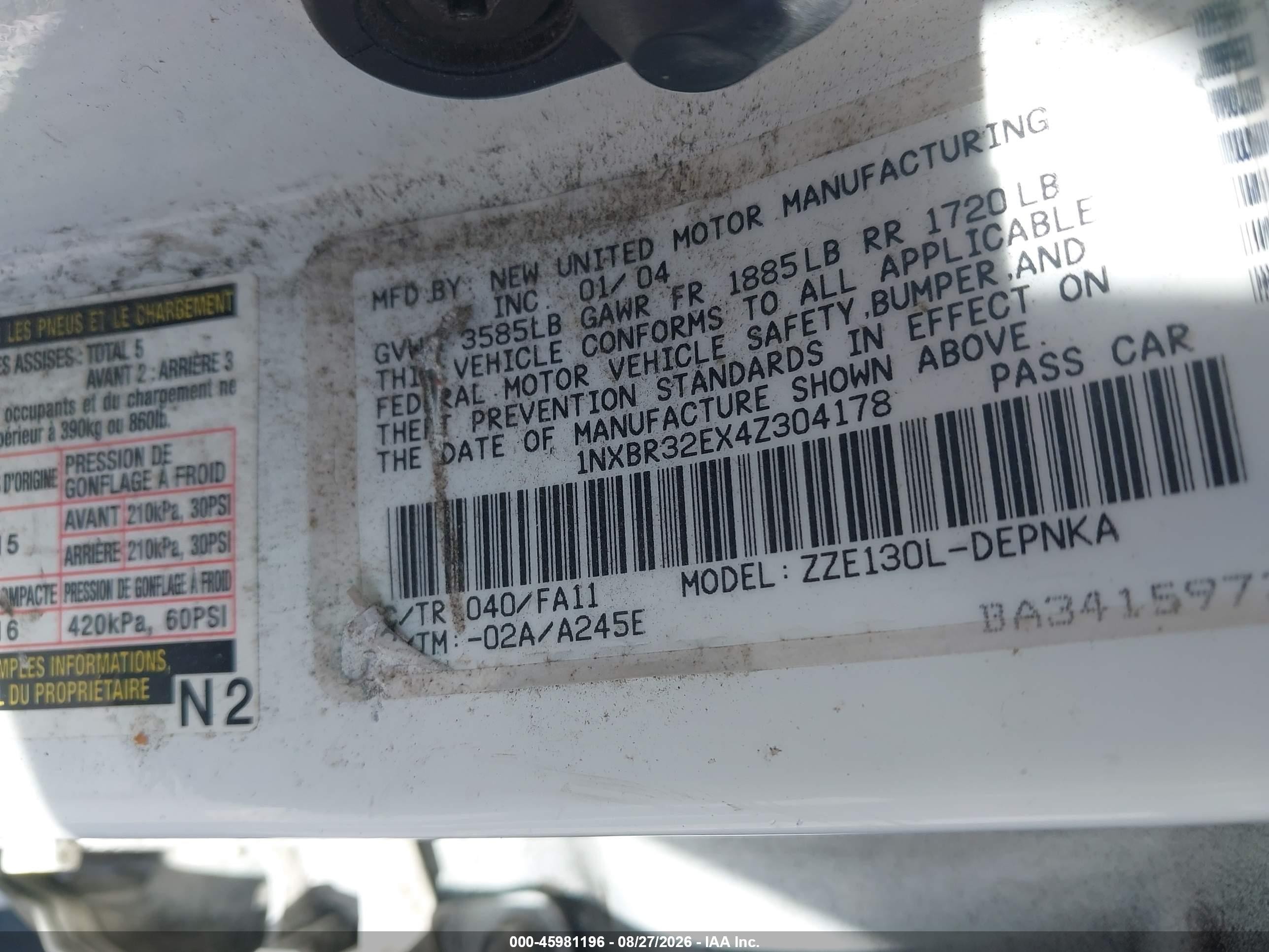 2004 Toyota Corolla Le White vin: 1NXBR32EX4Z304178