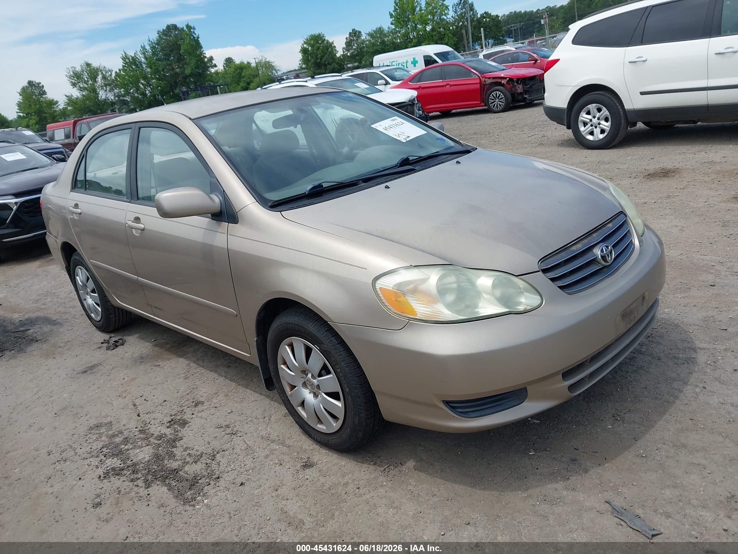2004 Toyota Corolla Le Gold vin: 1NXBR32EX4Z315696