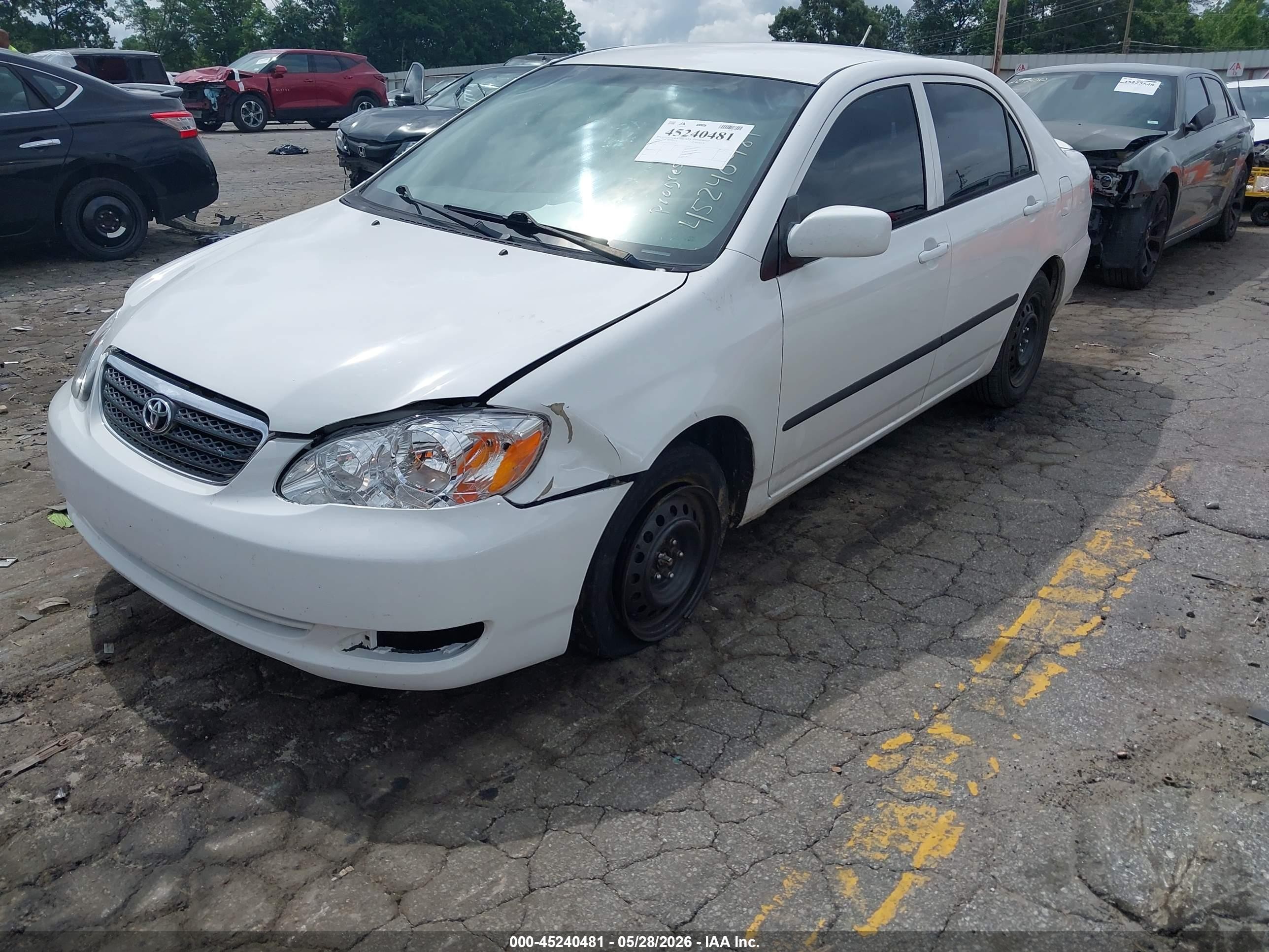 2005 Toyota Corolla Ce Белый vin: 1NXBR32EX5Z351101