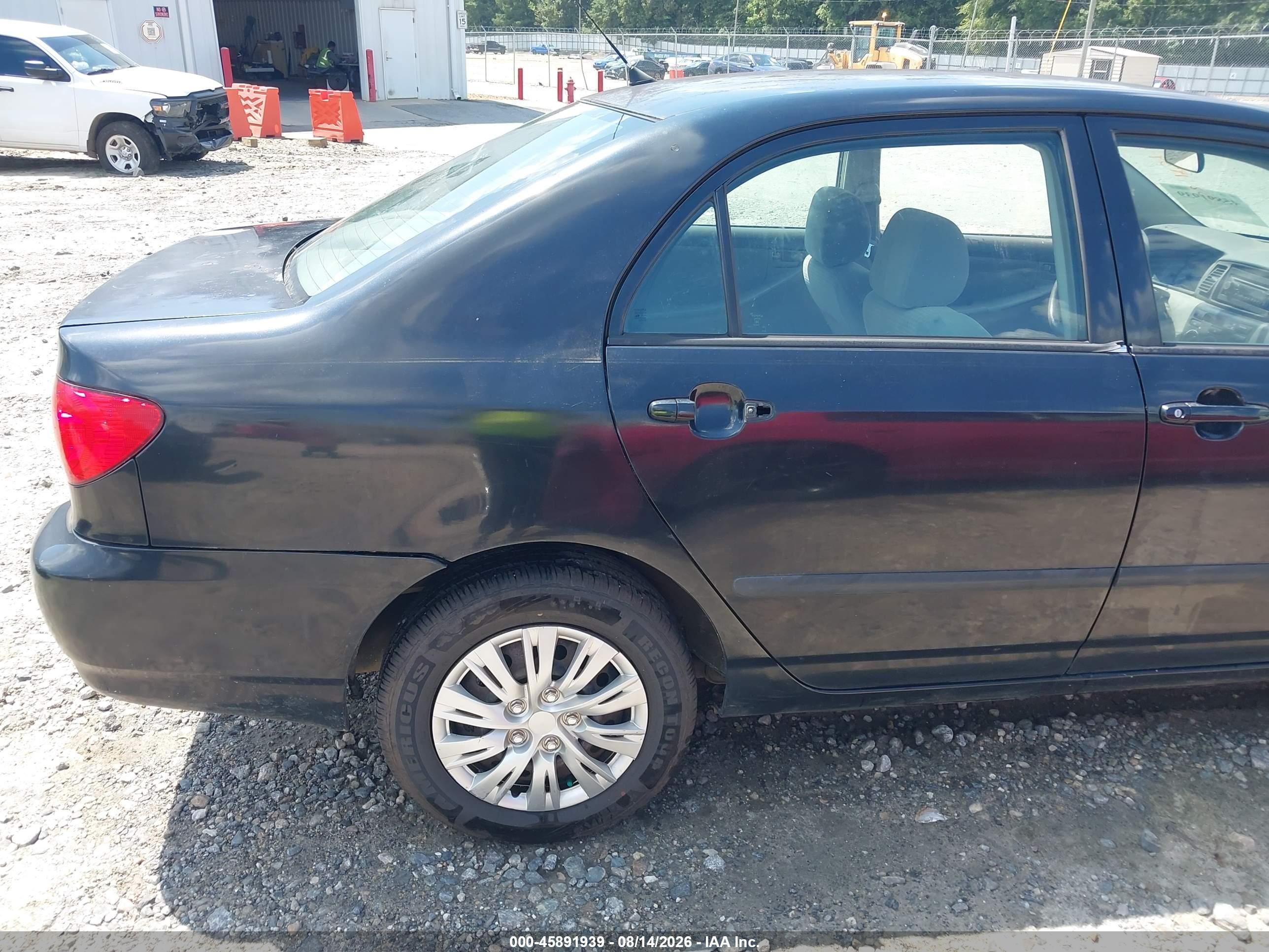 2005 Toyota Corolla Ce Black vin: 1NXBR32EX5Z389945