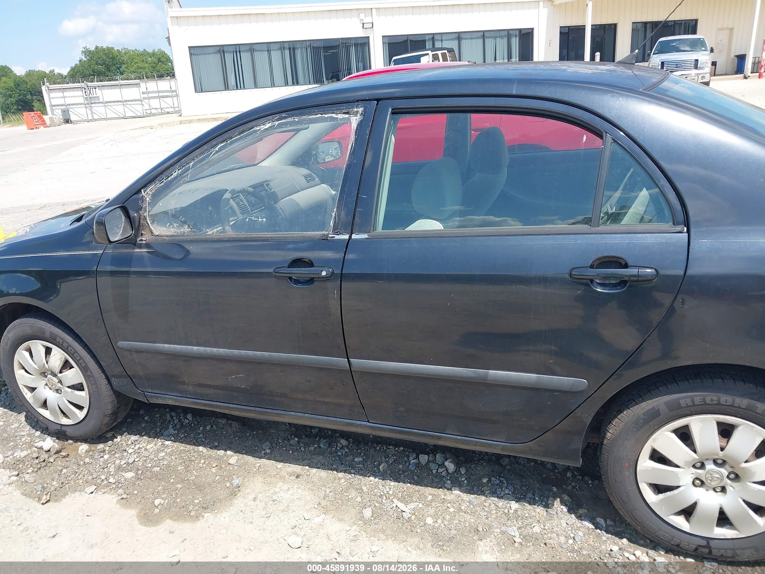 2005 Toyota Corolla Ce Black vin: 1NXBR32EX5Z389945