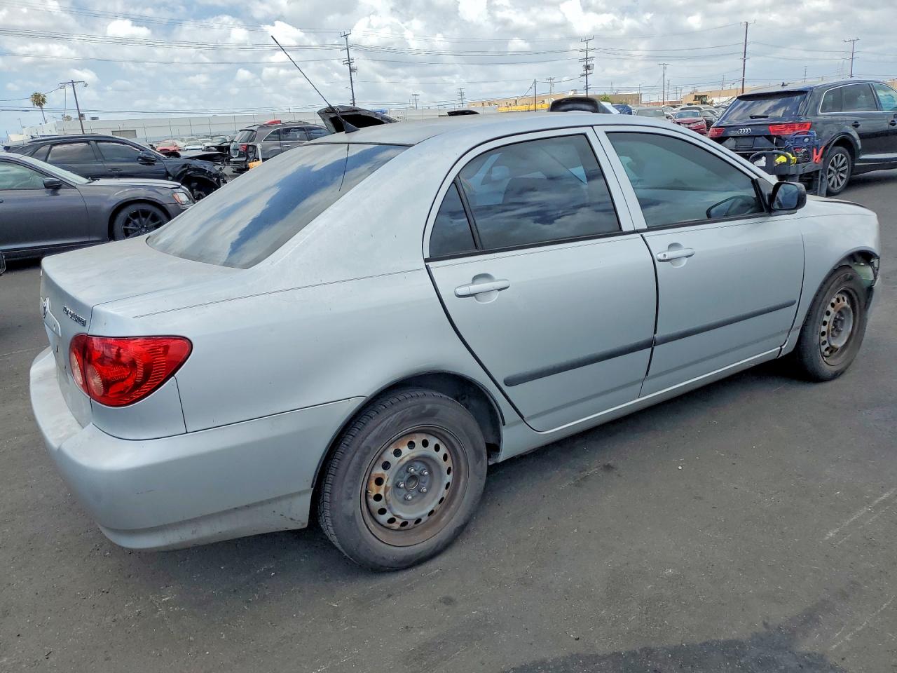 2005 Toyota Corolla Ce Silver vin: 1NXBR32EX5Z422815