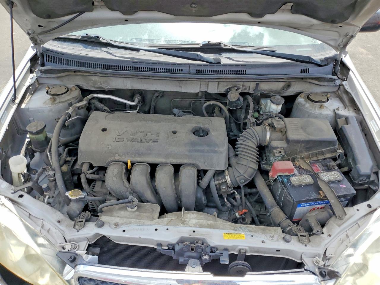 2005 Toyota Corolla Ce Silver vin: 1NXBR32EX5Z422815
