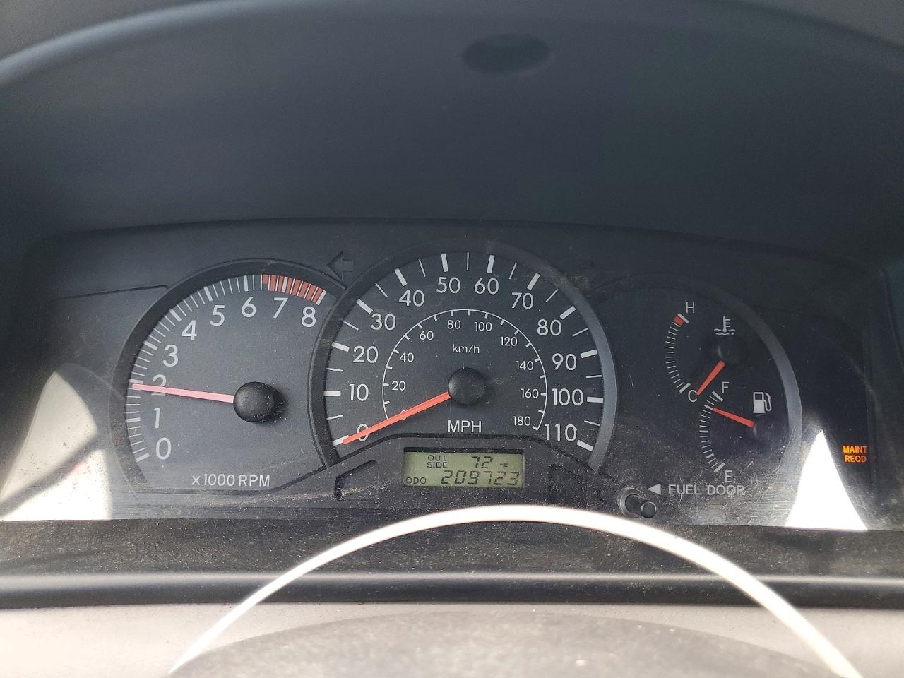 2005 Toyota Corolla Ce Silver vin: 1NXBR32EX5Z422815