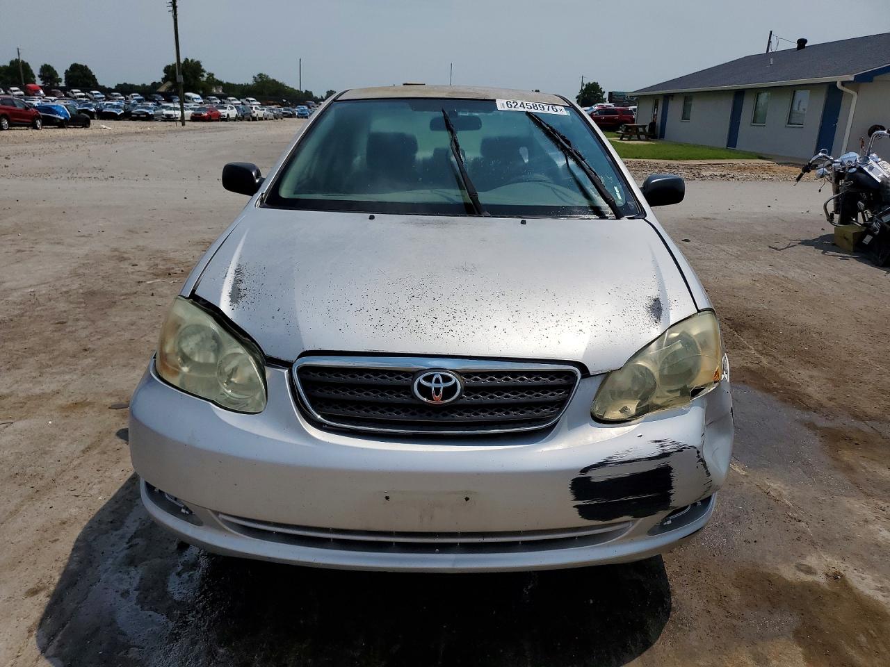 2005 Toyota Corolla Ce Silver vin: 1NXBR32EX5Z429036