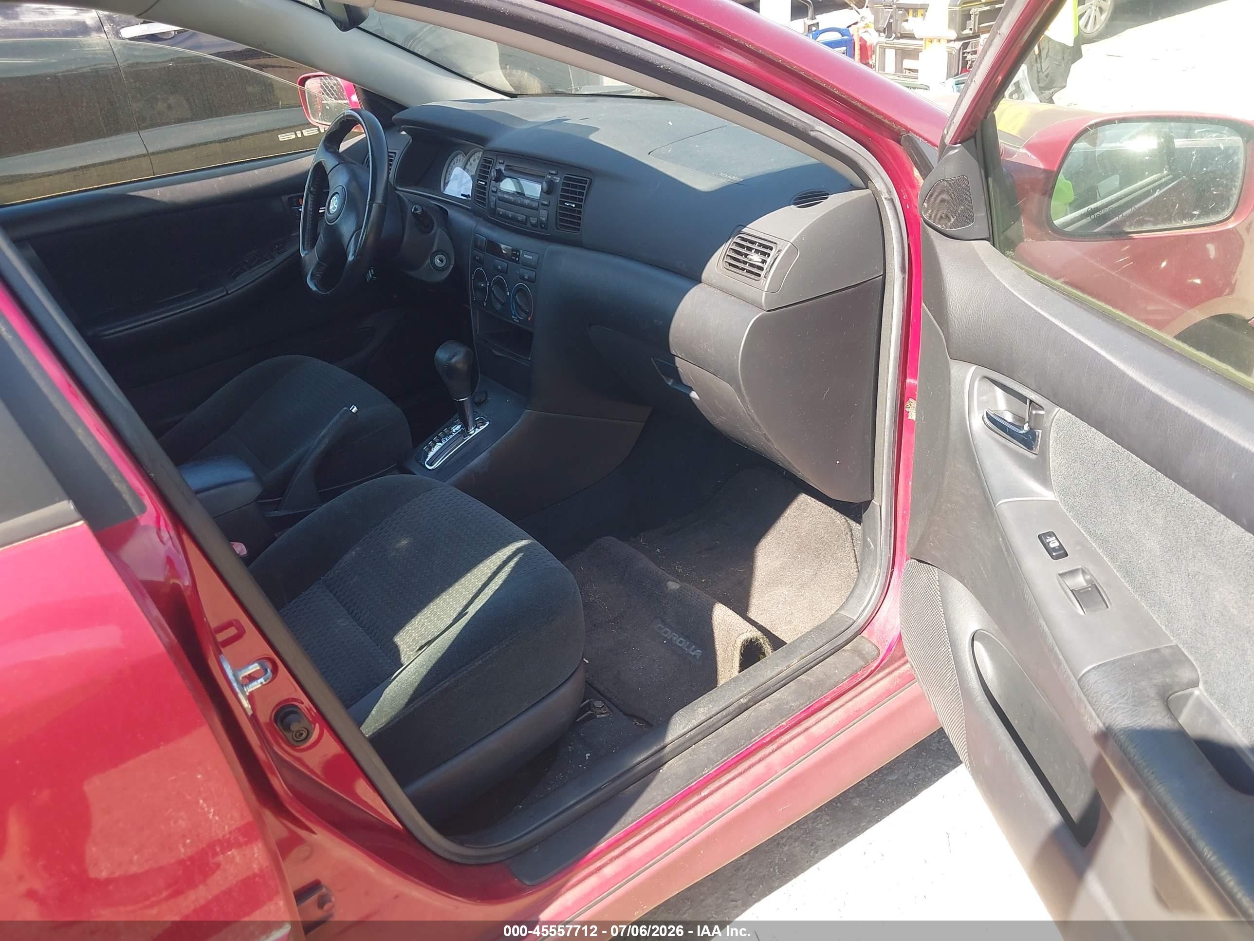 2005 Toyota Corolla S Red vin: 1NXBR32EX5Z433393
