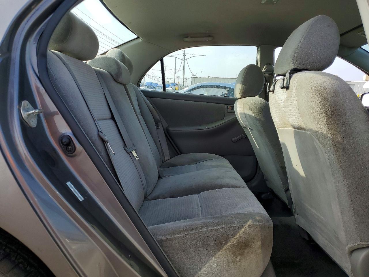 2005 Toyota Corolla Ce Gray vin: 1NXBR32EX5Z452462