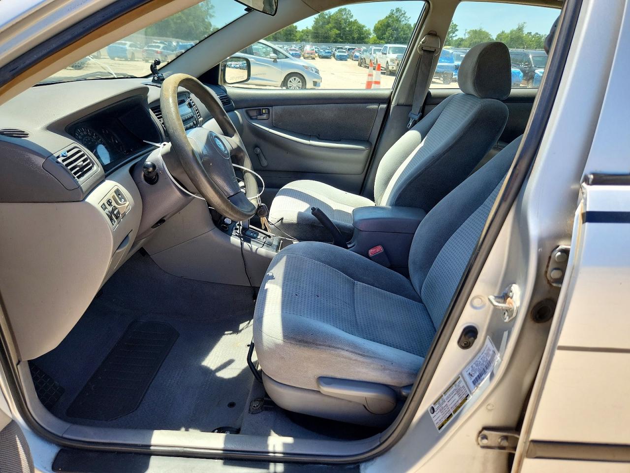 2005 Toyota Corolla Ce Silver vin: 1NXBR32EX5Z459699