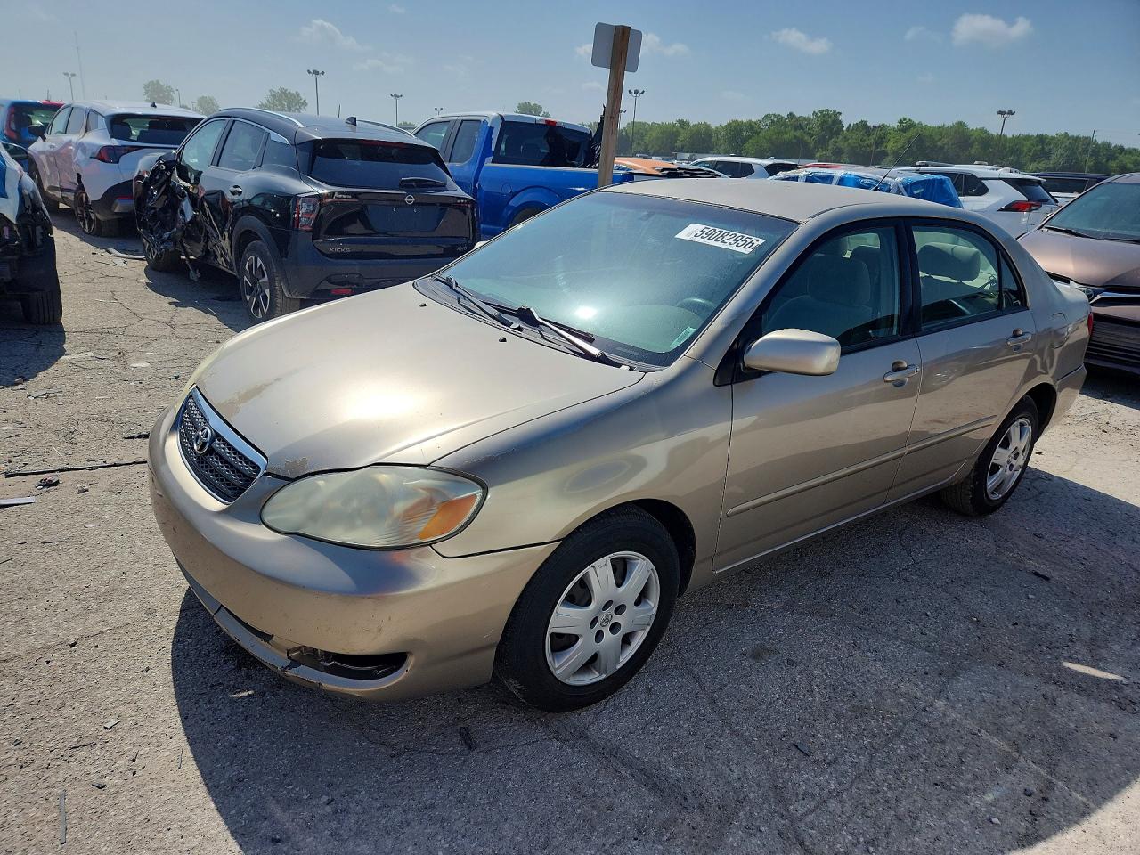 2005 Toyota Corolla Le Gold vin: 1NXBR32EX5Z472646