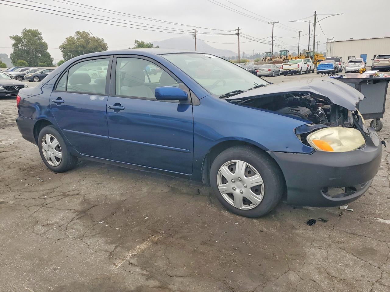 2005 Toyota Corolla Le Blue vin: 1NXBR32EX5Z473098