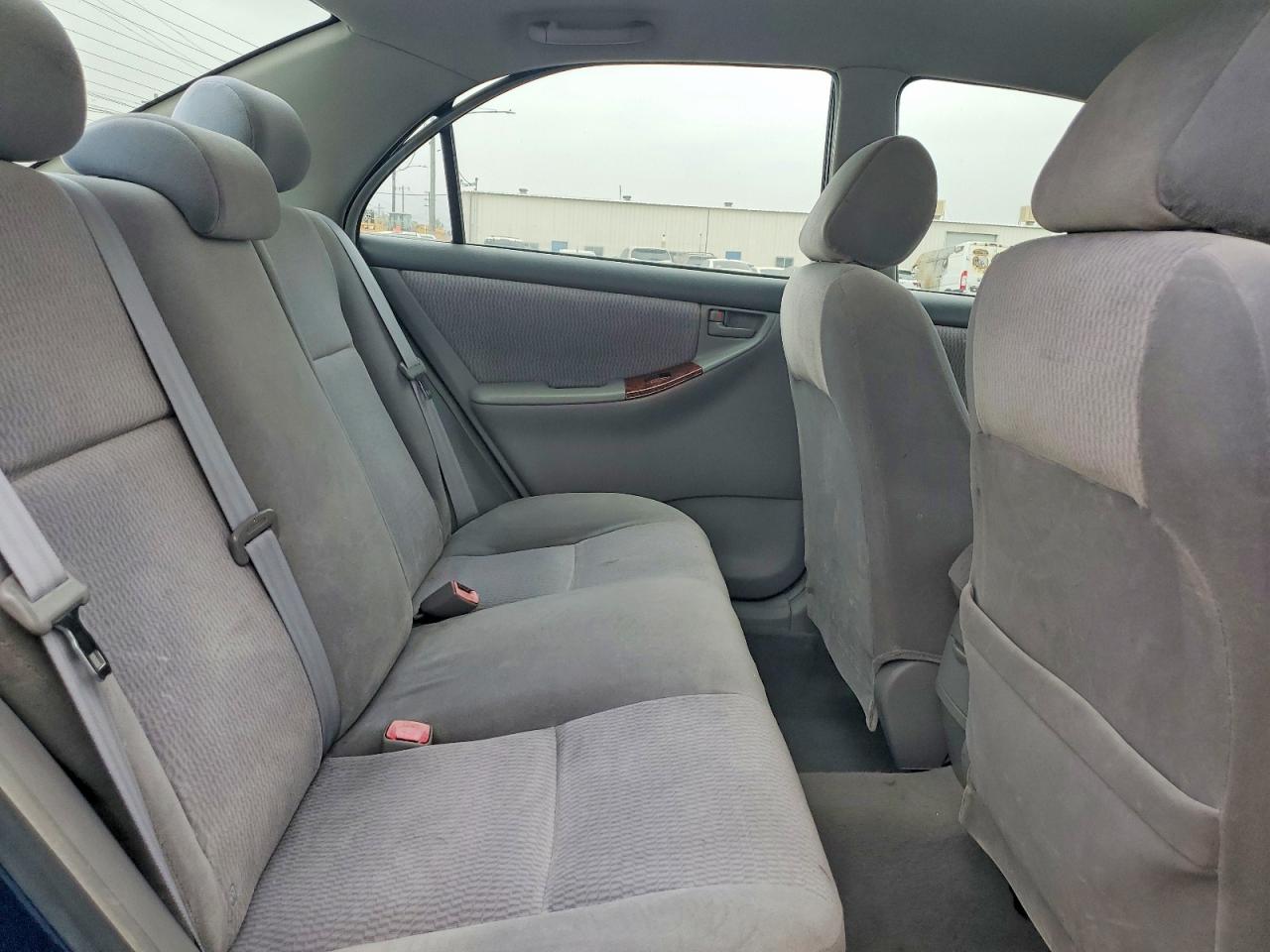 2005 Toyota Corolla Le Blue vin: 1NXBR32EX5Z473098